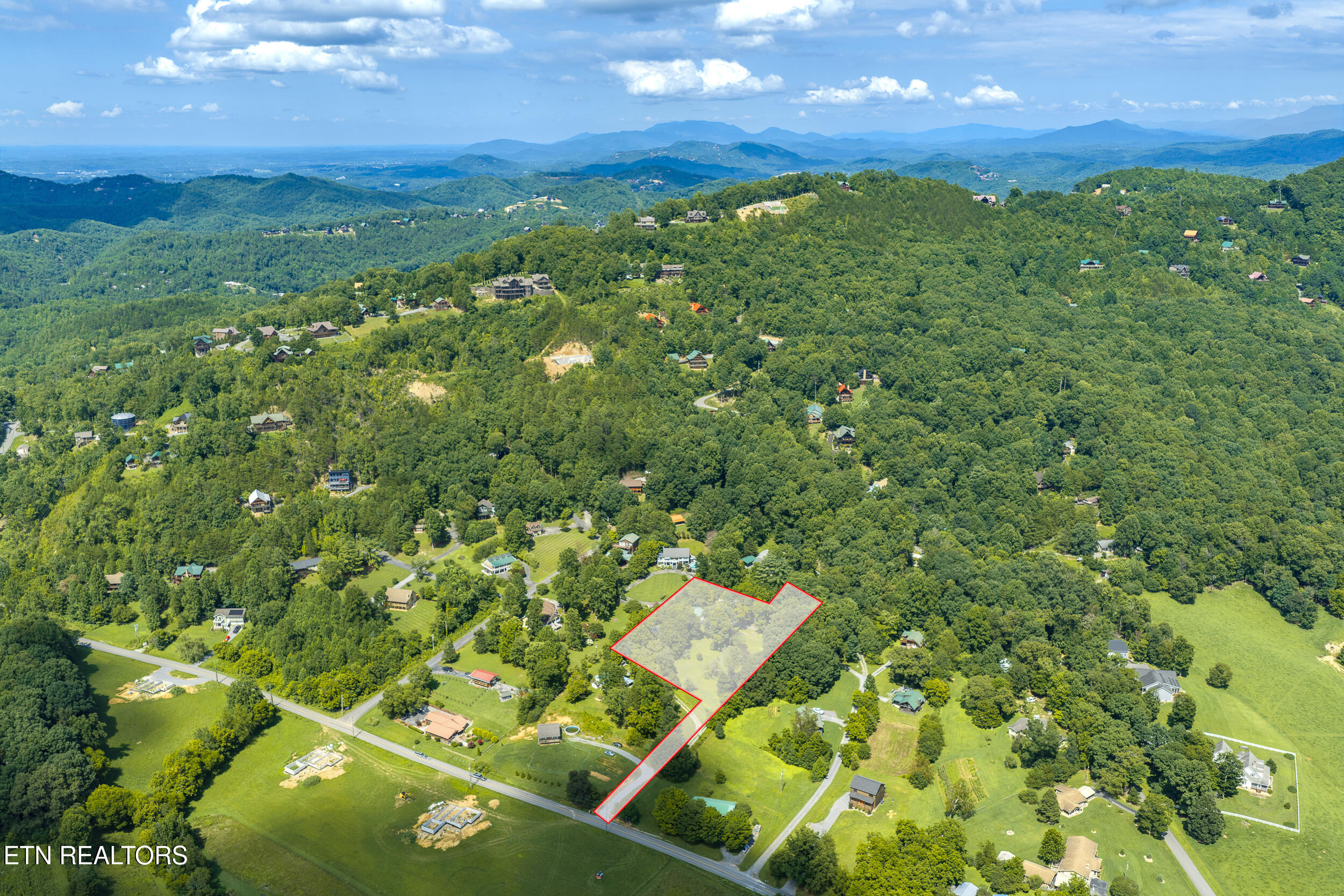 2019 Little Cove Road Sevierville TN 37862