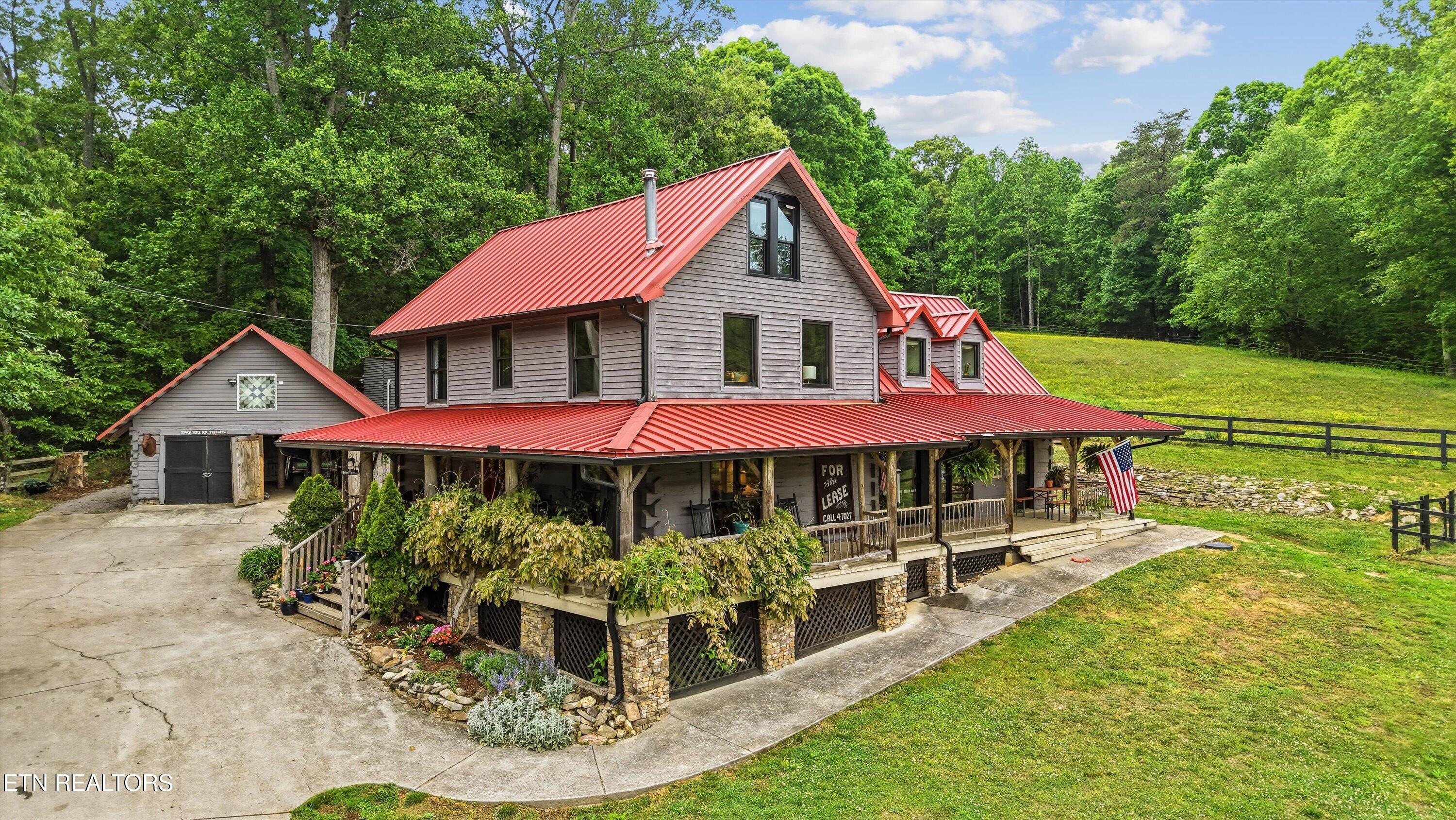 299 Country Lane Lenoir City TN 37771