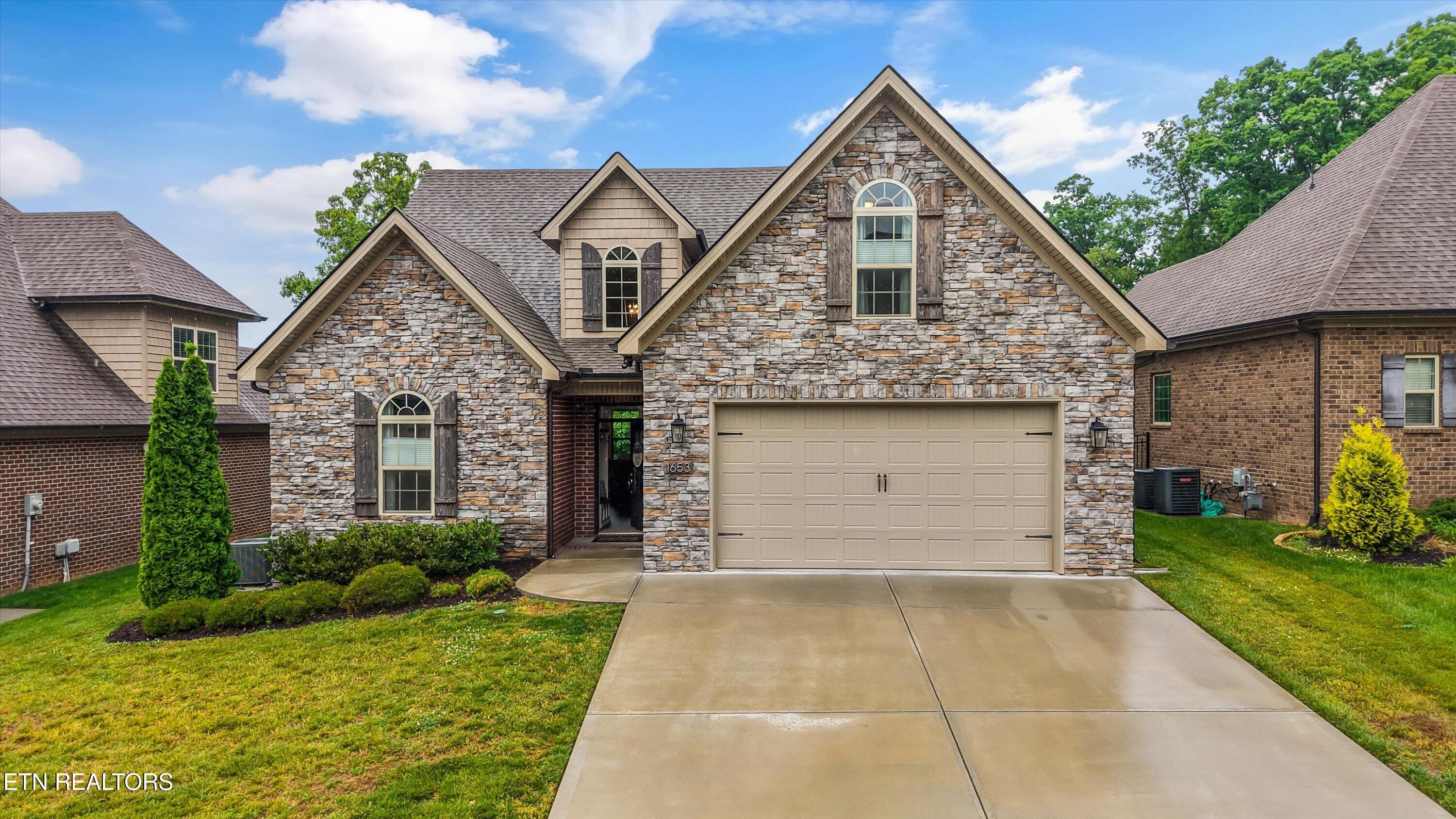 1653 Sugarfield Lane Knoxville TN 37932