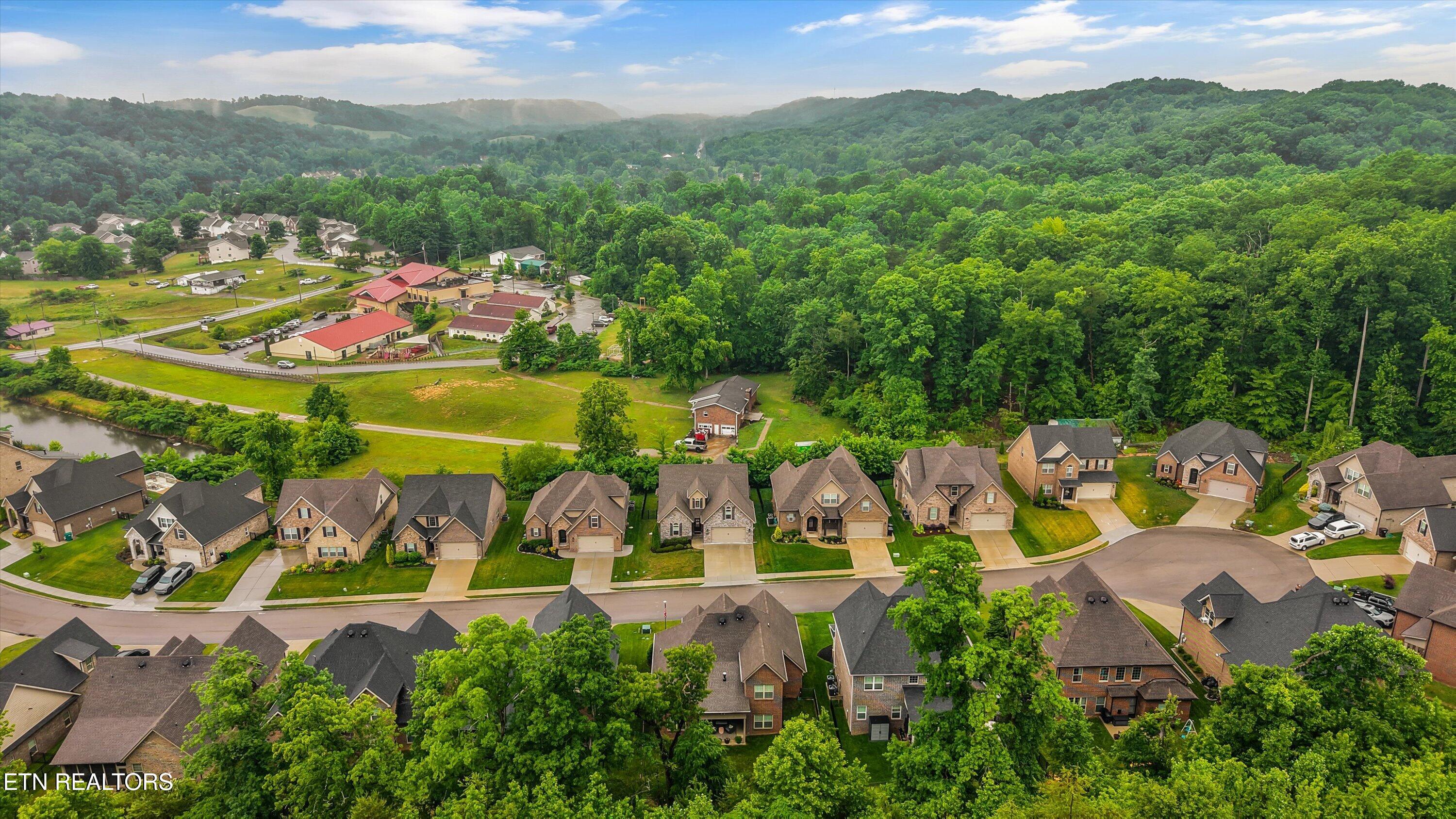 1653 Sugarfield Lane Knoxville TN 37932