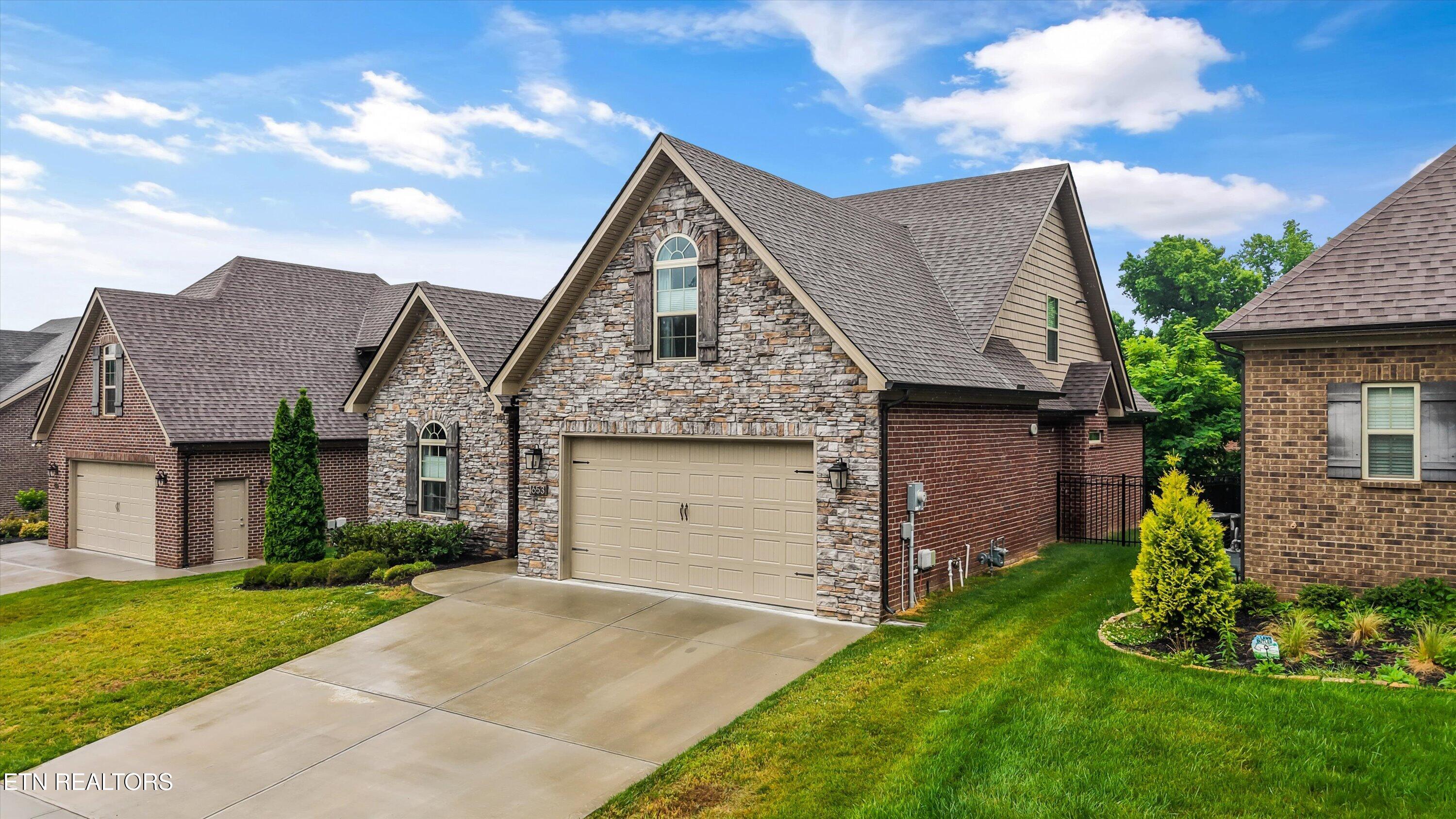 1653 Sugarfield Lane Knoxville TN 37932