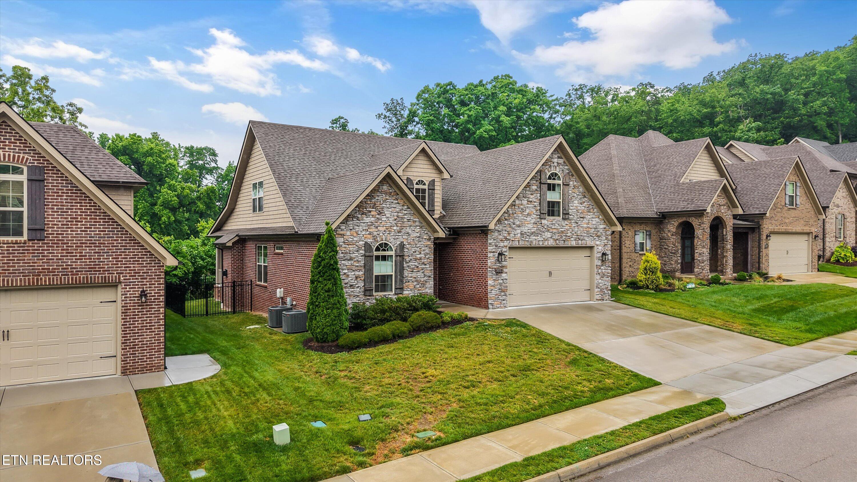1653 Sugarfield Lane Knoxville TN 37932