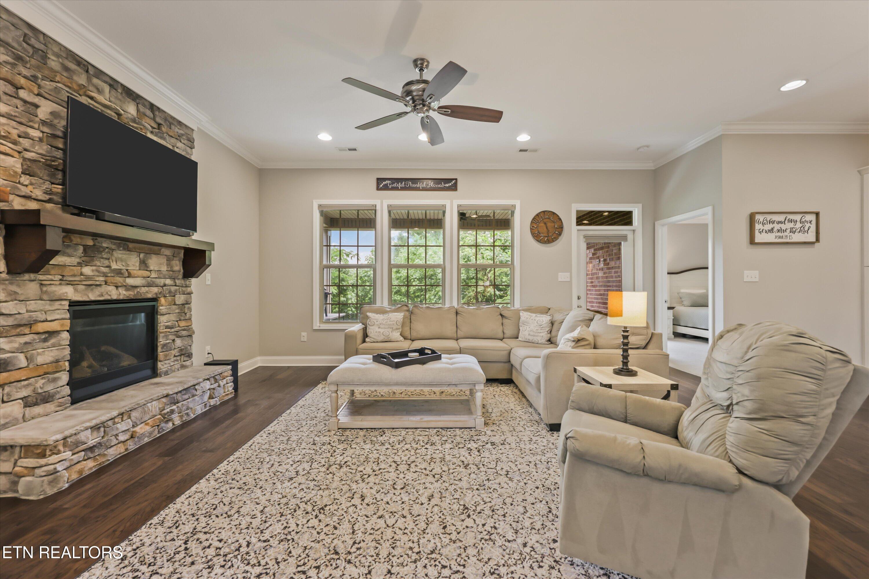 1653 Sugarfield Lane Knoxville TN 37932