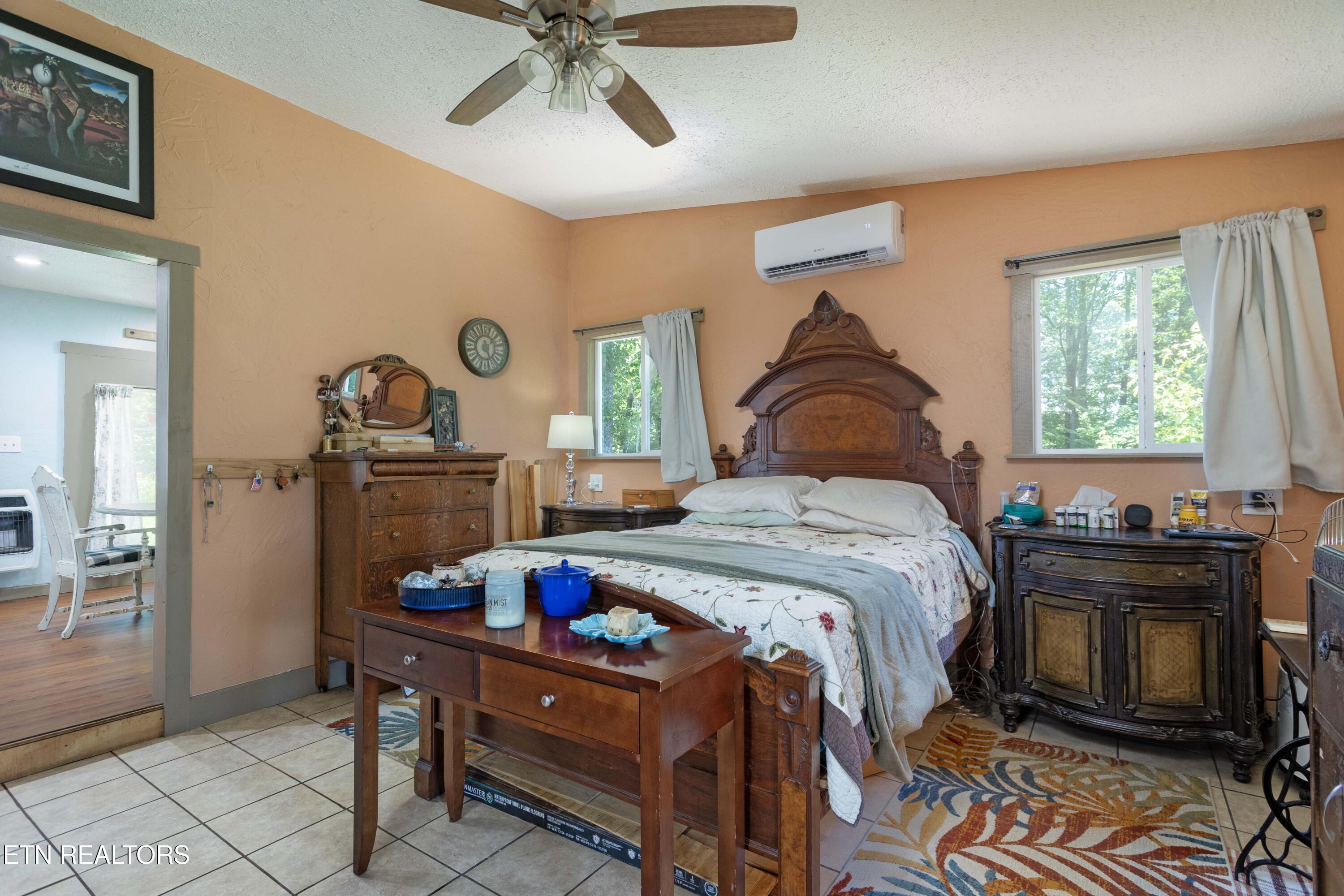 1210 Spruce Drive Spring City TN 37381