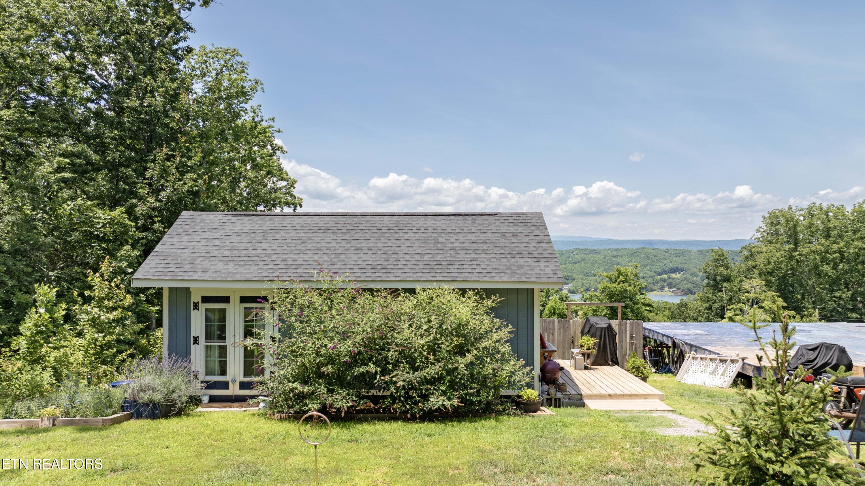 1210 Spruce Drive Spring City TN 37381