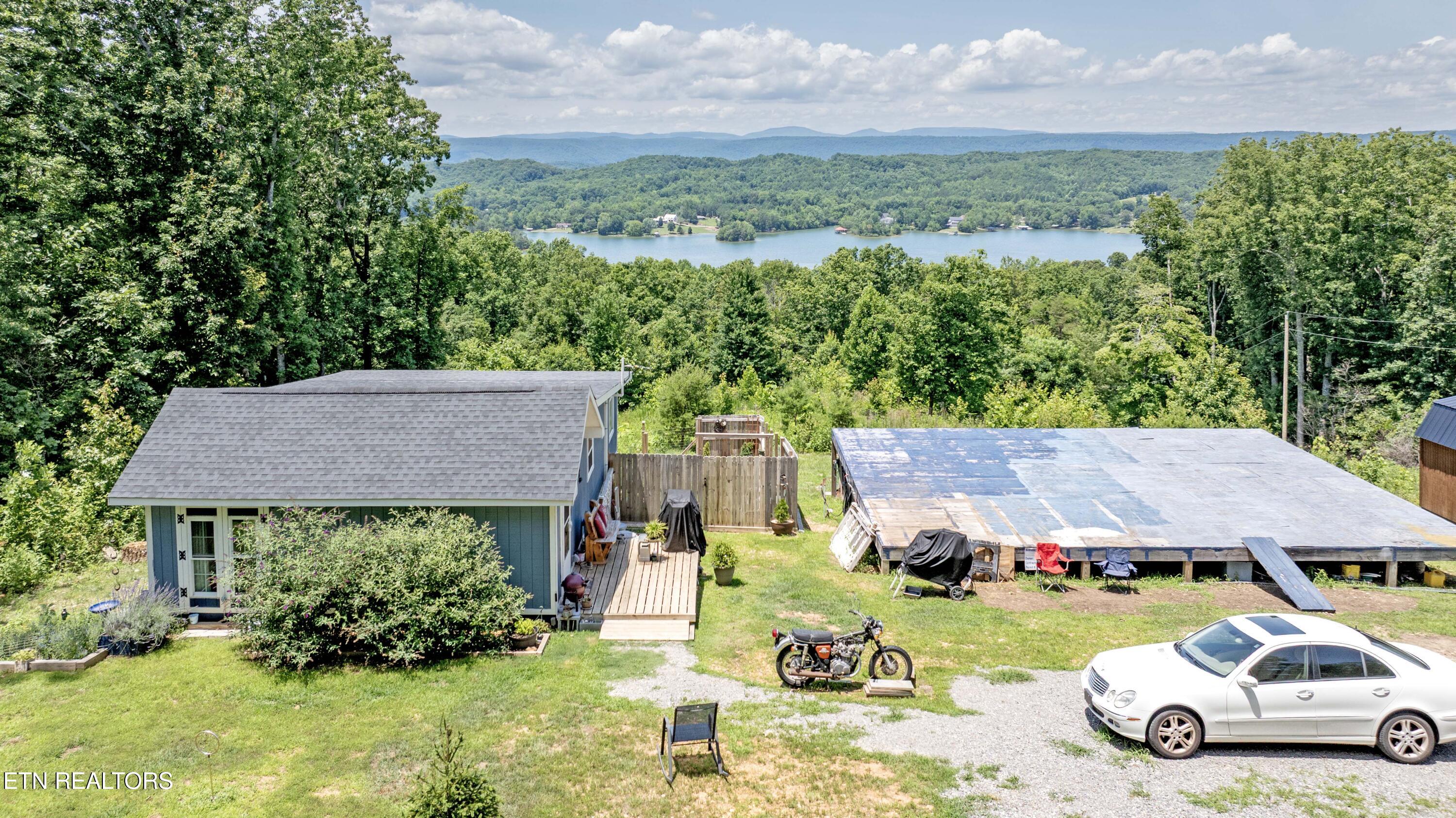 1210 Spruce Drive Spring City TN 37381