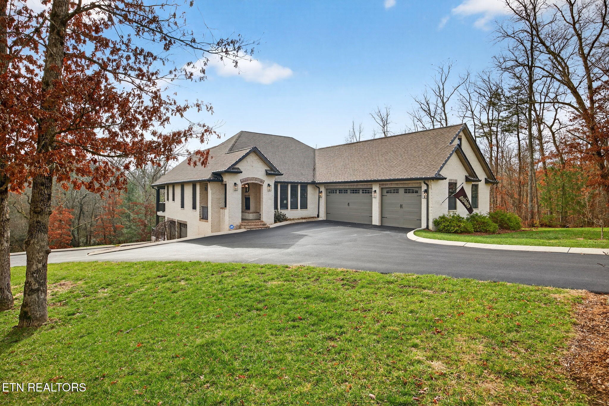 323 Riverview Drive Crossville TN 38555