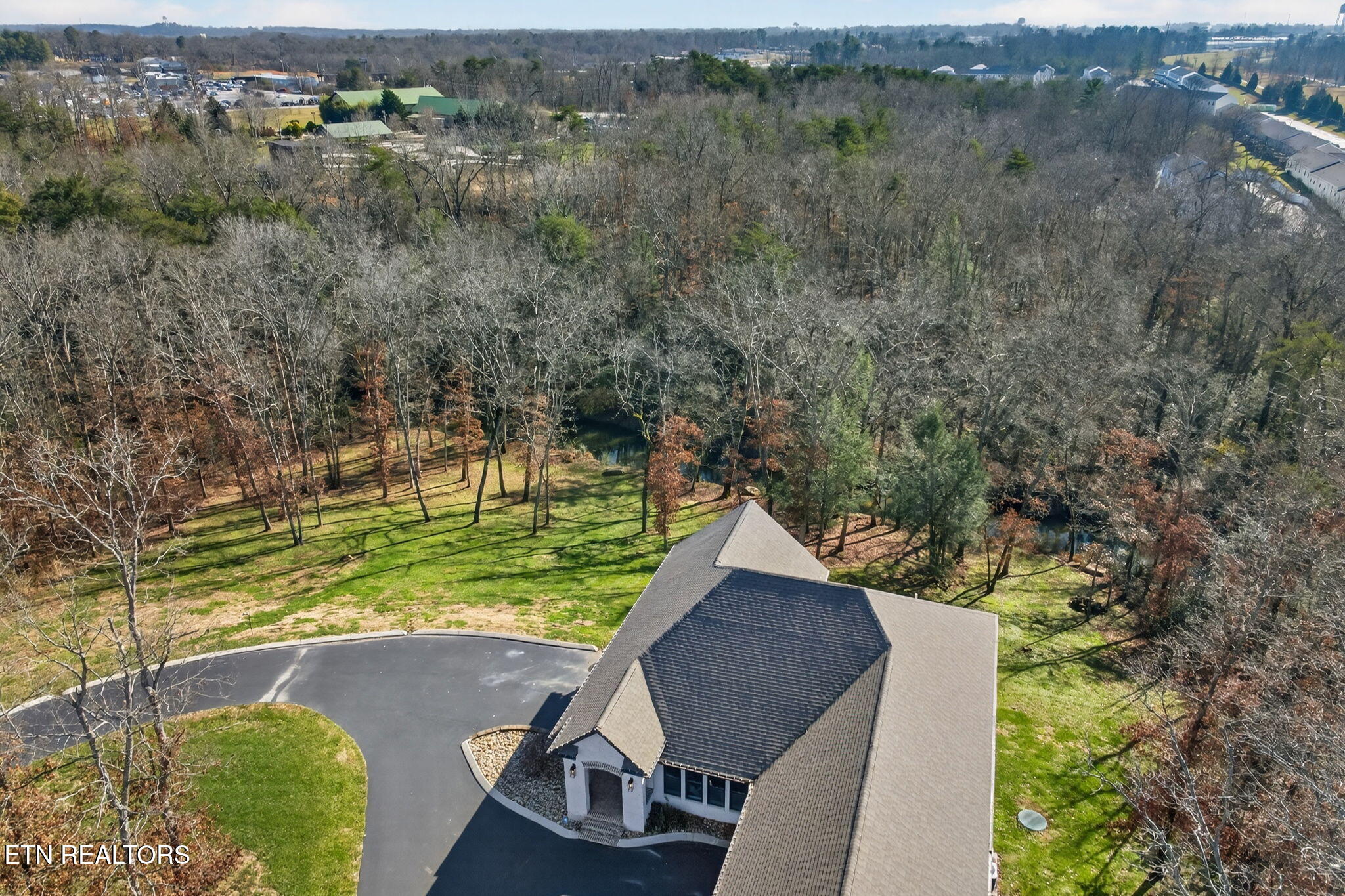 323 Riverview Drive Crossville TN 38555