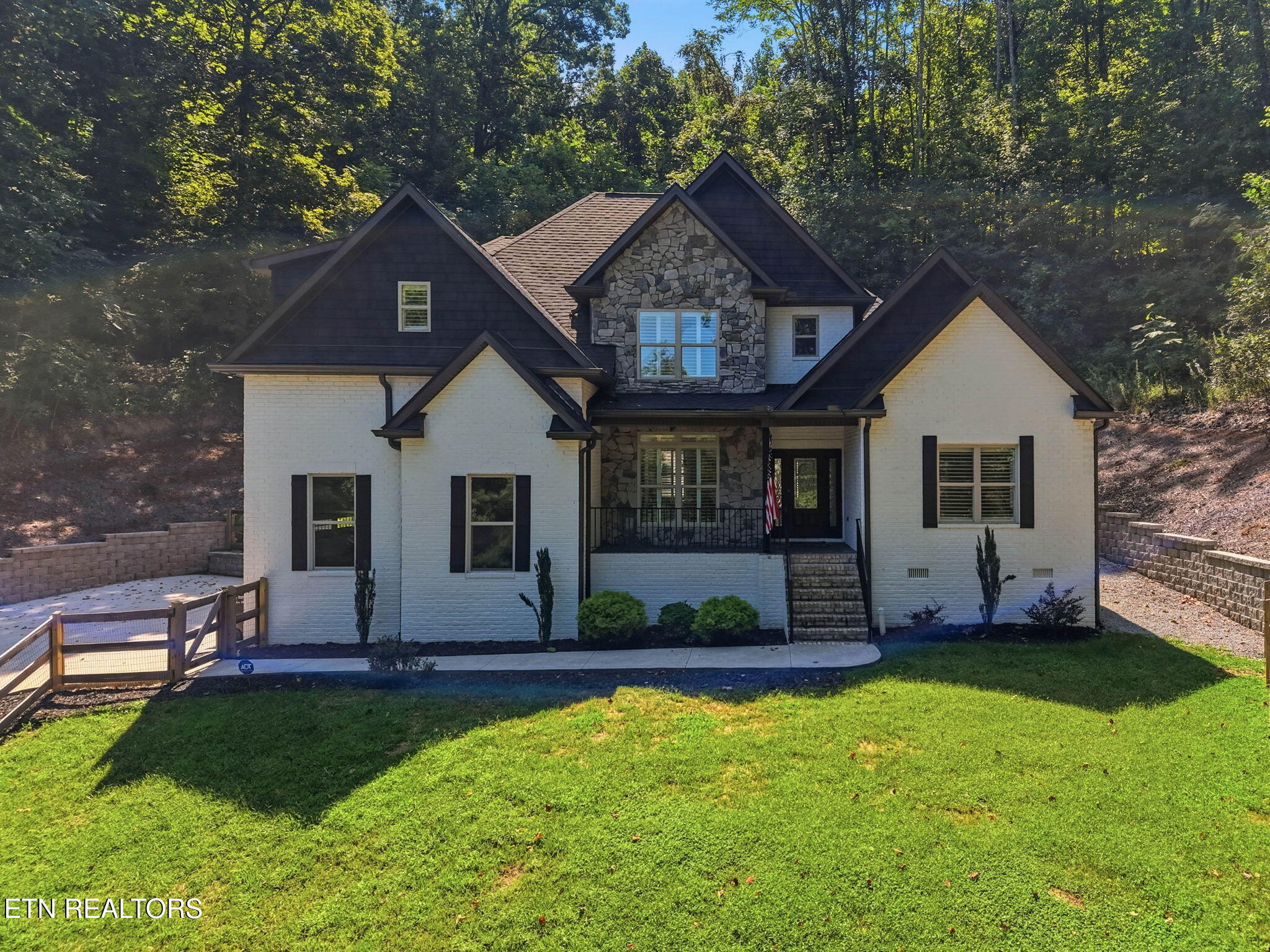 4301 Falcon Ridge Way Knoxville TN 37921