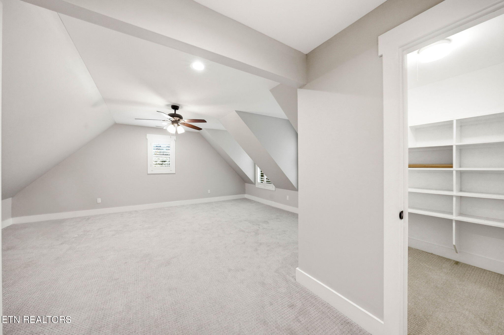 4301 Falcon Ridge Way Knoxville TN 37921