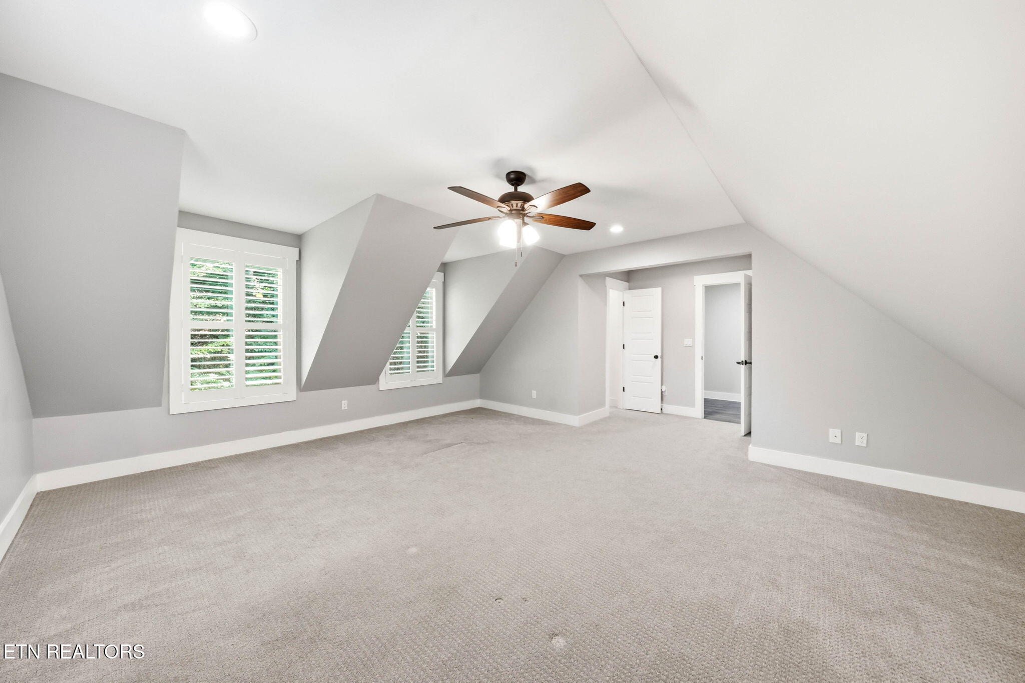 4301 Falcon Ridge Way Knoxville TN 37921