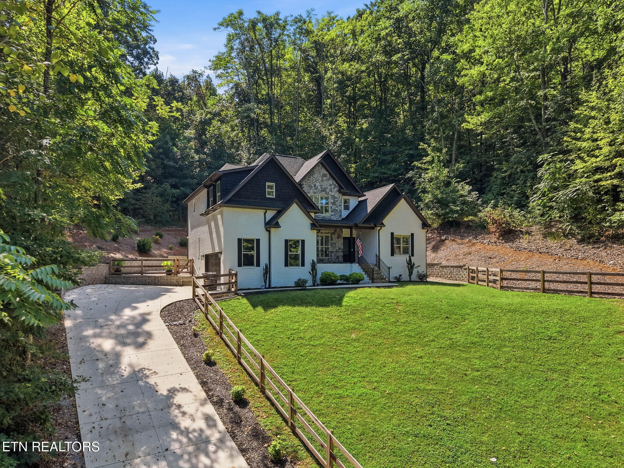 4301 Falcon Ridge Way Knoxville TN 37921