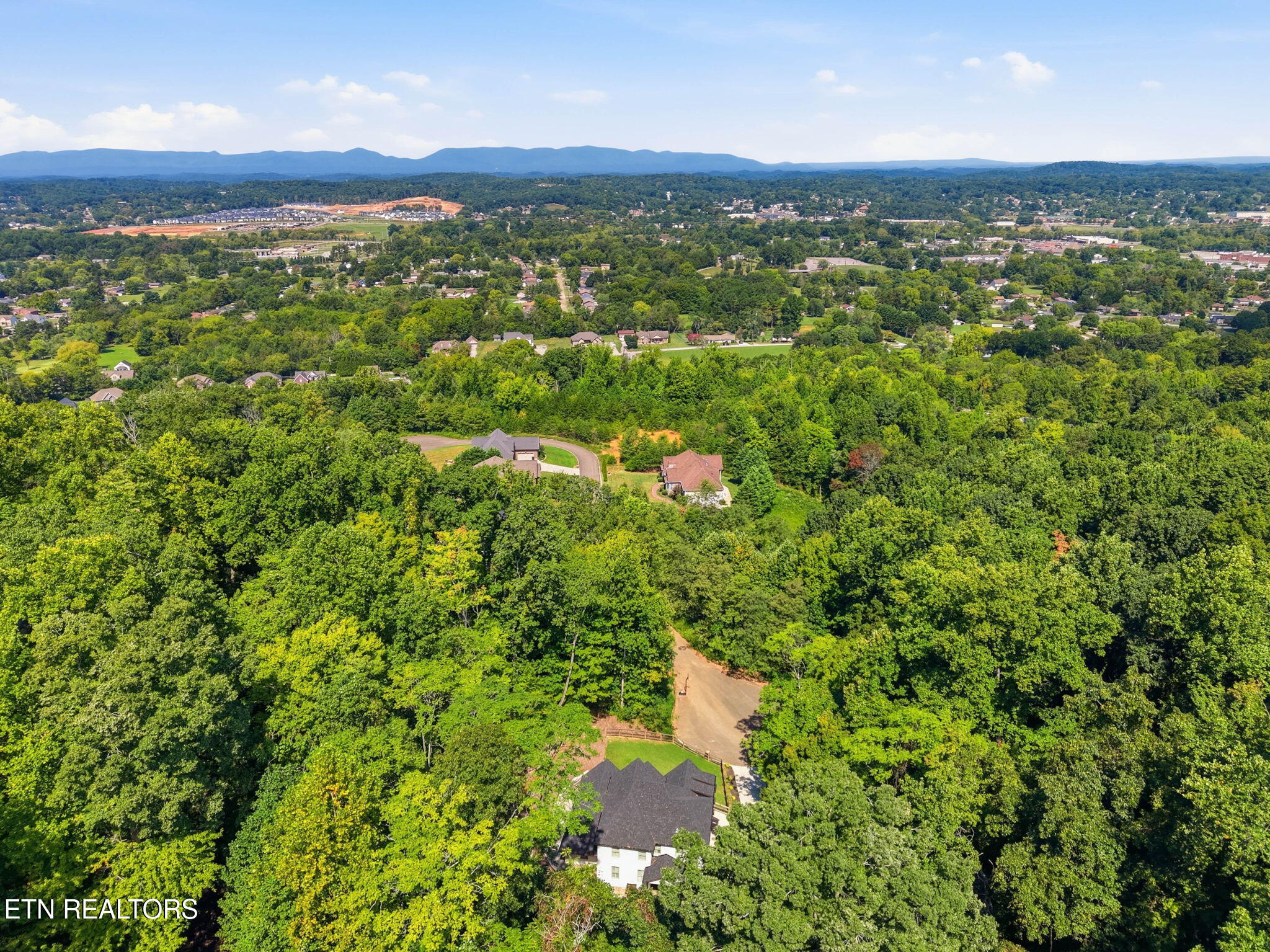 4301 Falcon Ridge Way Knoxville TN 37921
