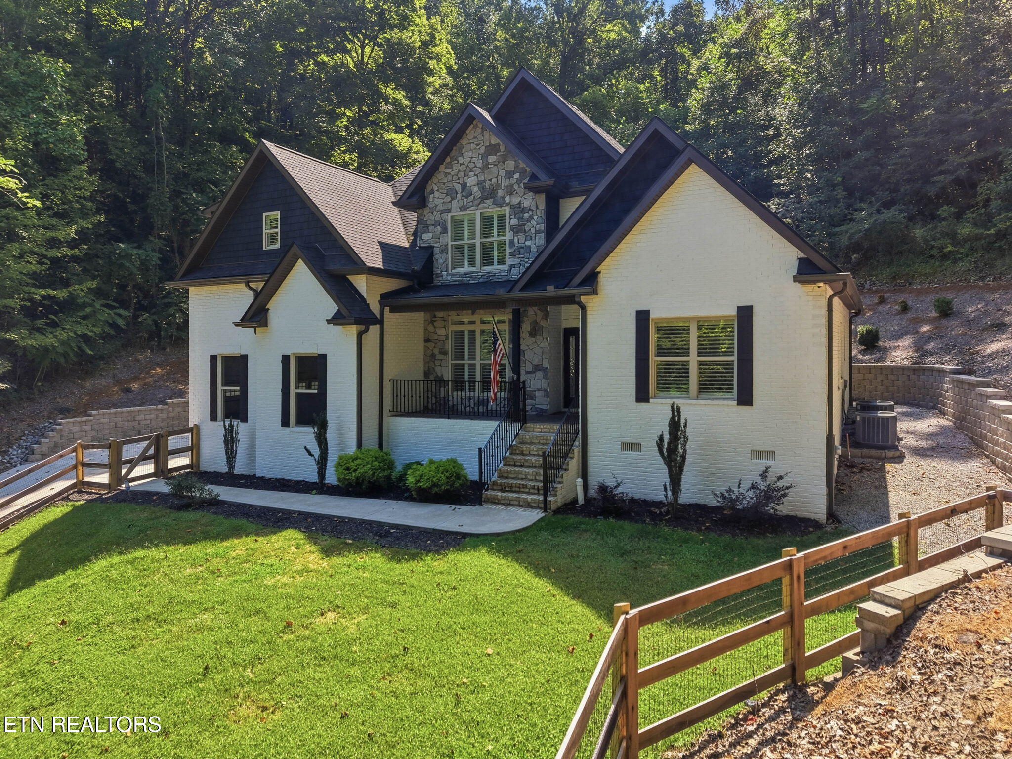 4301 Falcon Ridge Way Knoxville TN 37921