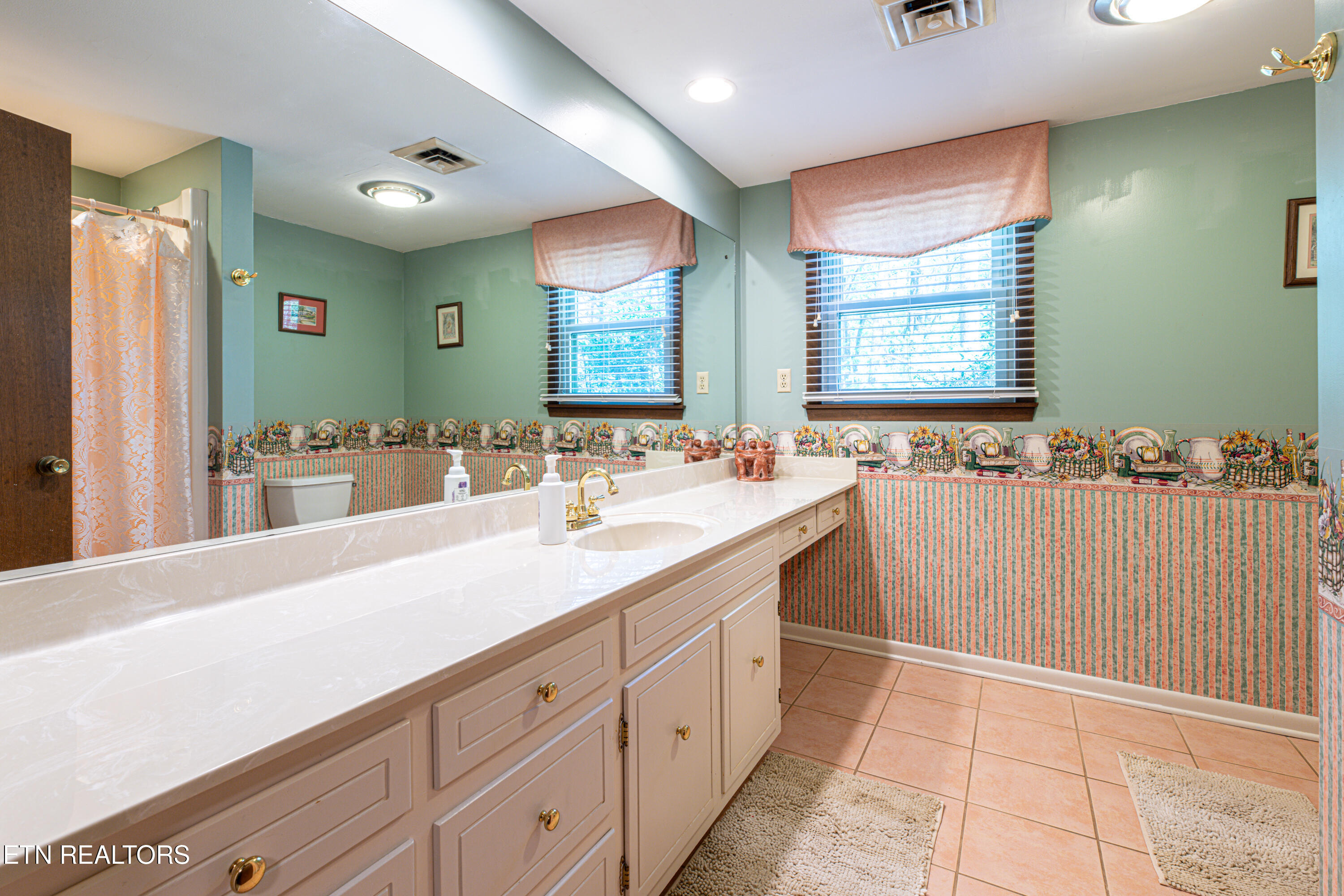 7569 Glastonbury Road Knoxville TN 37931