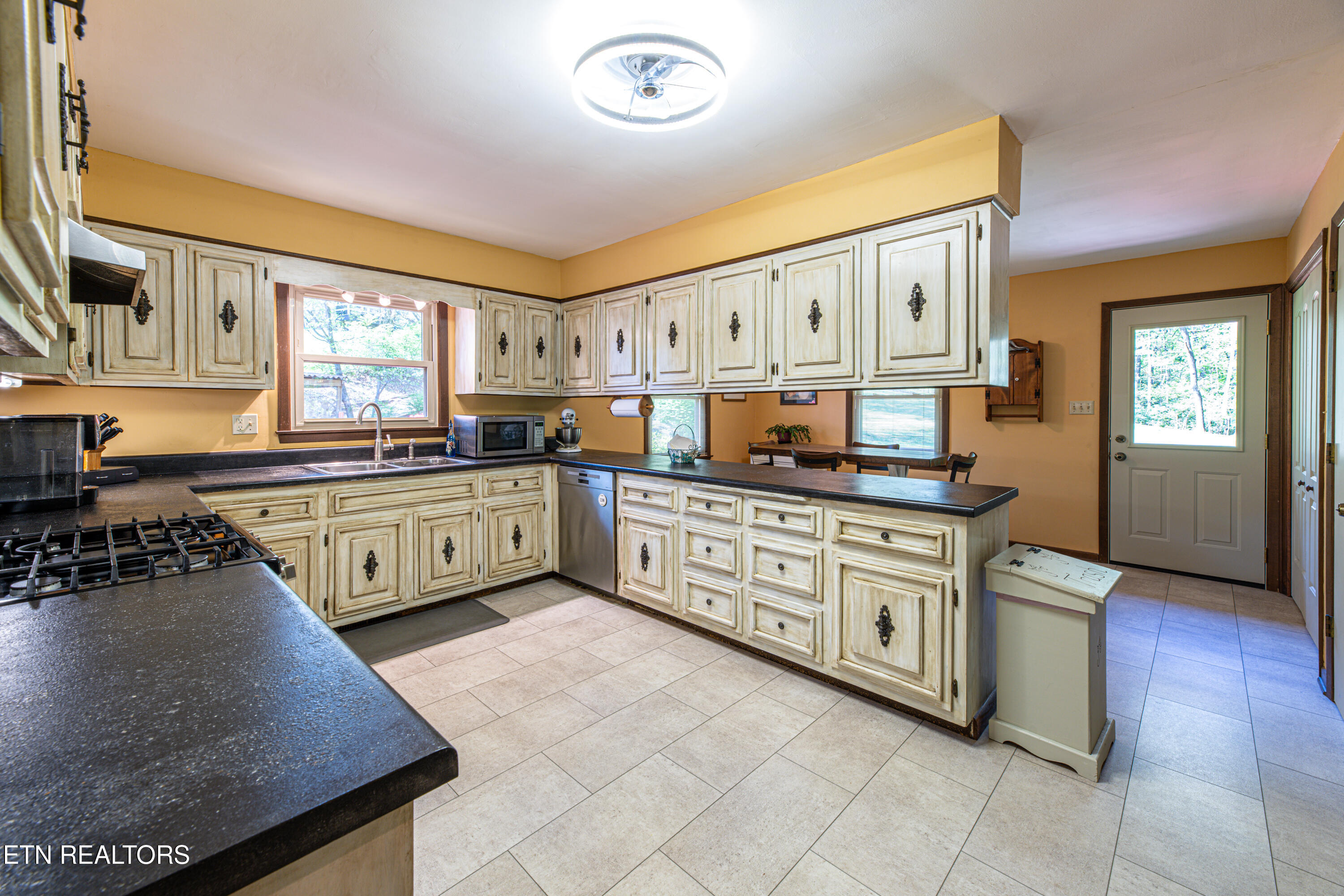 7569 Glastonbury Road Knoxville TN 37931