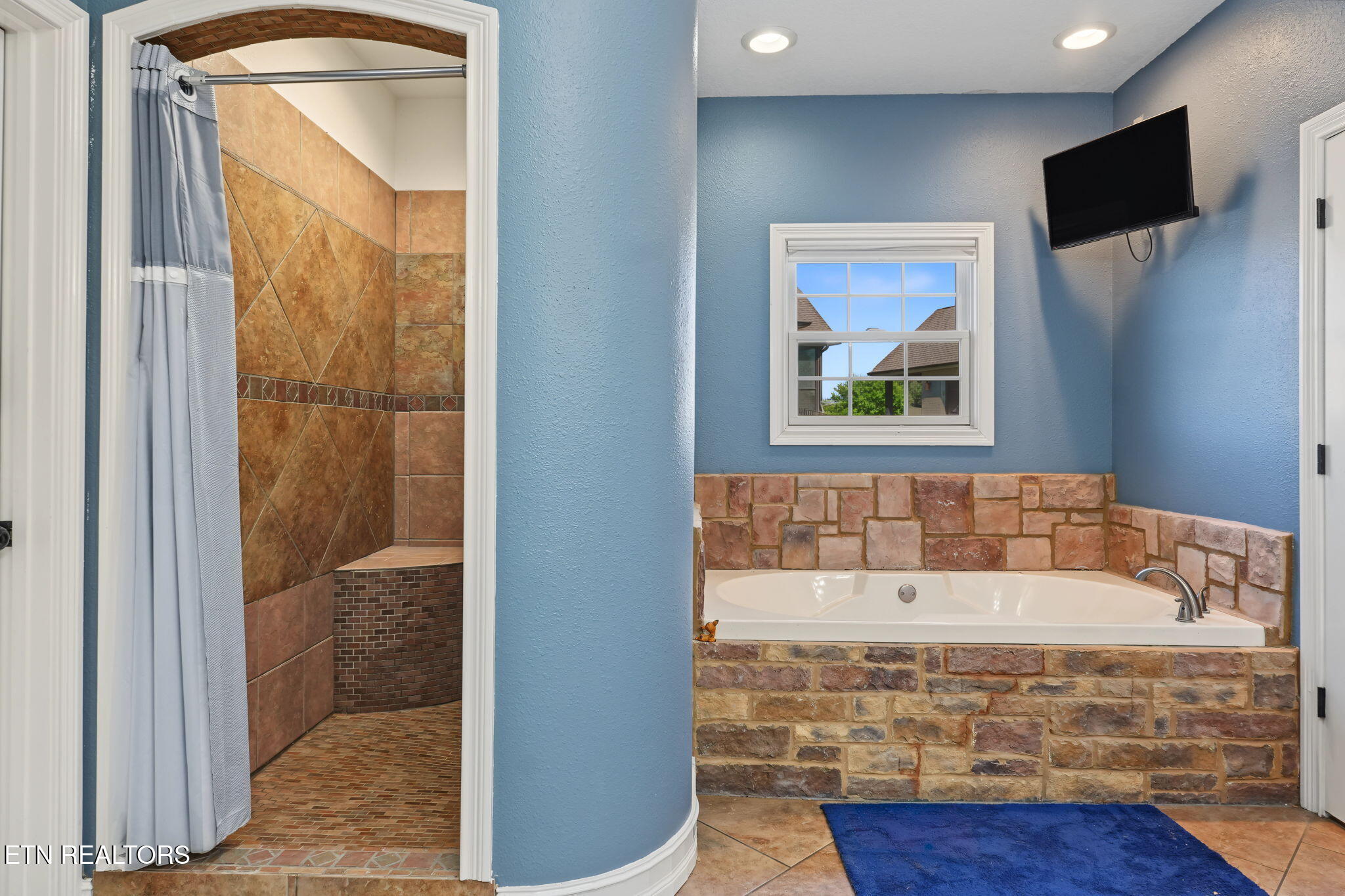 1256 Rippling Waters Circle Sevierville TN 37876