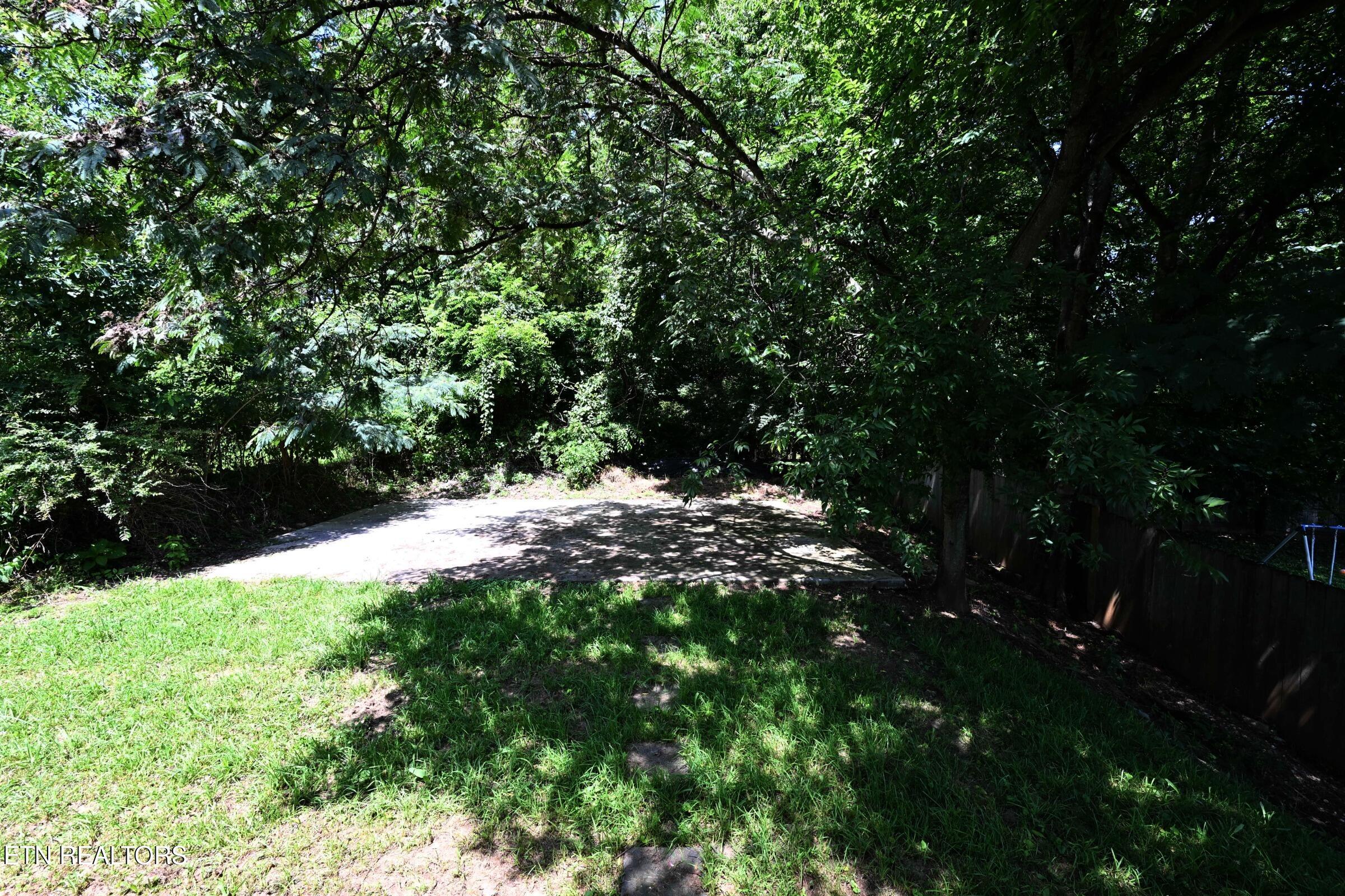 2015 Paris Road Knoxville TN 37912