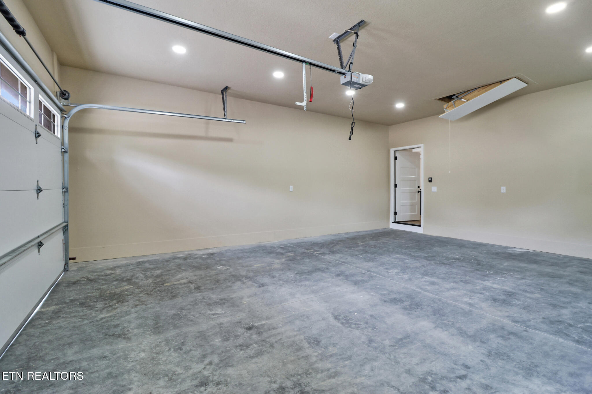 630 Lakeview Drive Crossville TN 38558