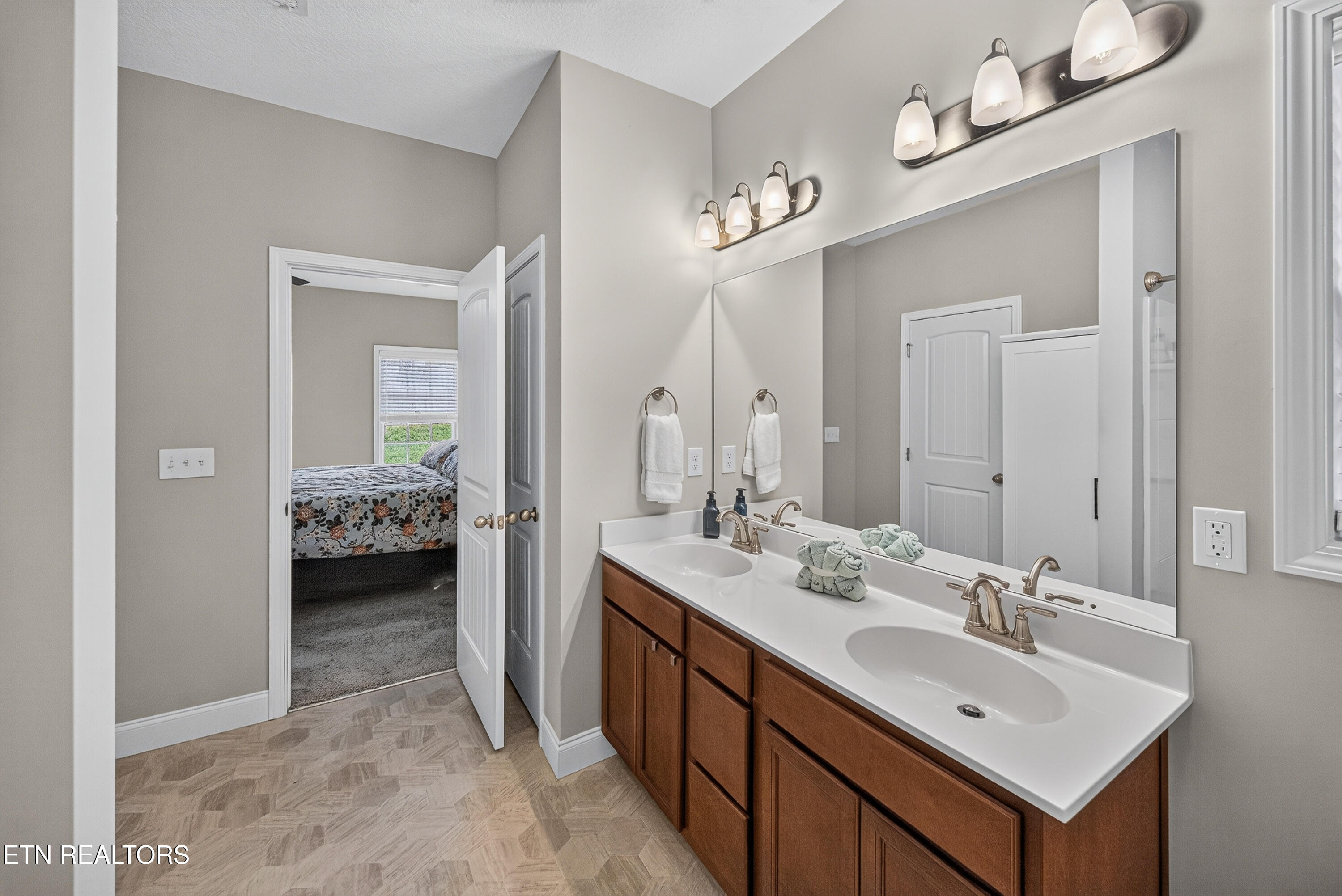 5947 Honeycrisp Road Knoxville TN 37931