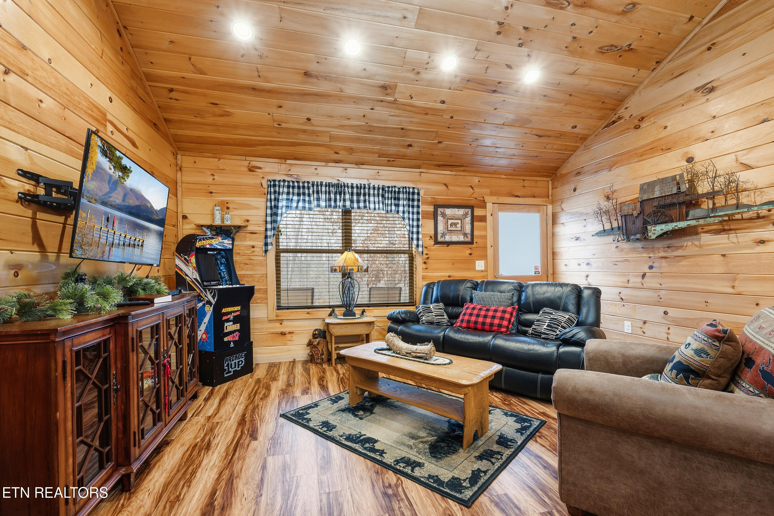 2756 Murray Ridge Road Sevierville TN 37876