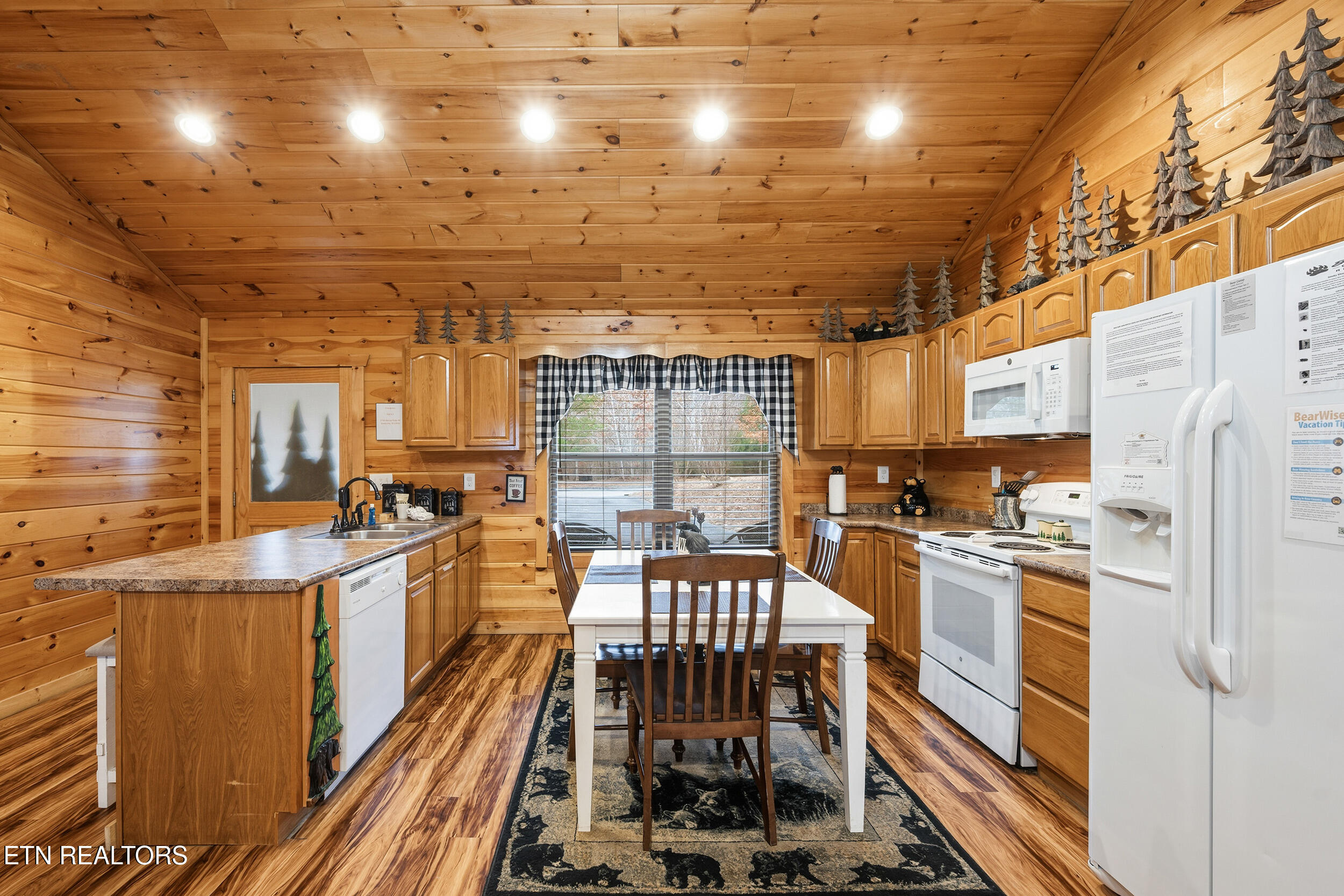 2756 Murray Ridge Road Sevierville TN 37876