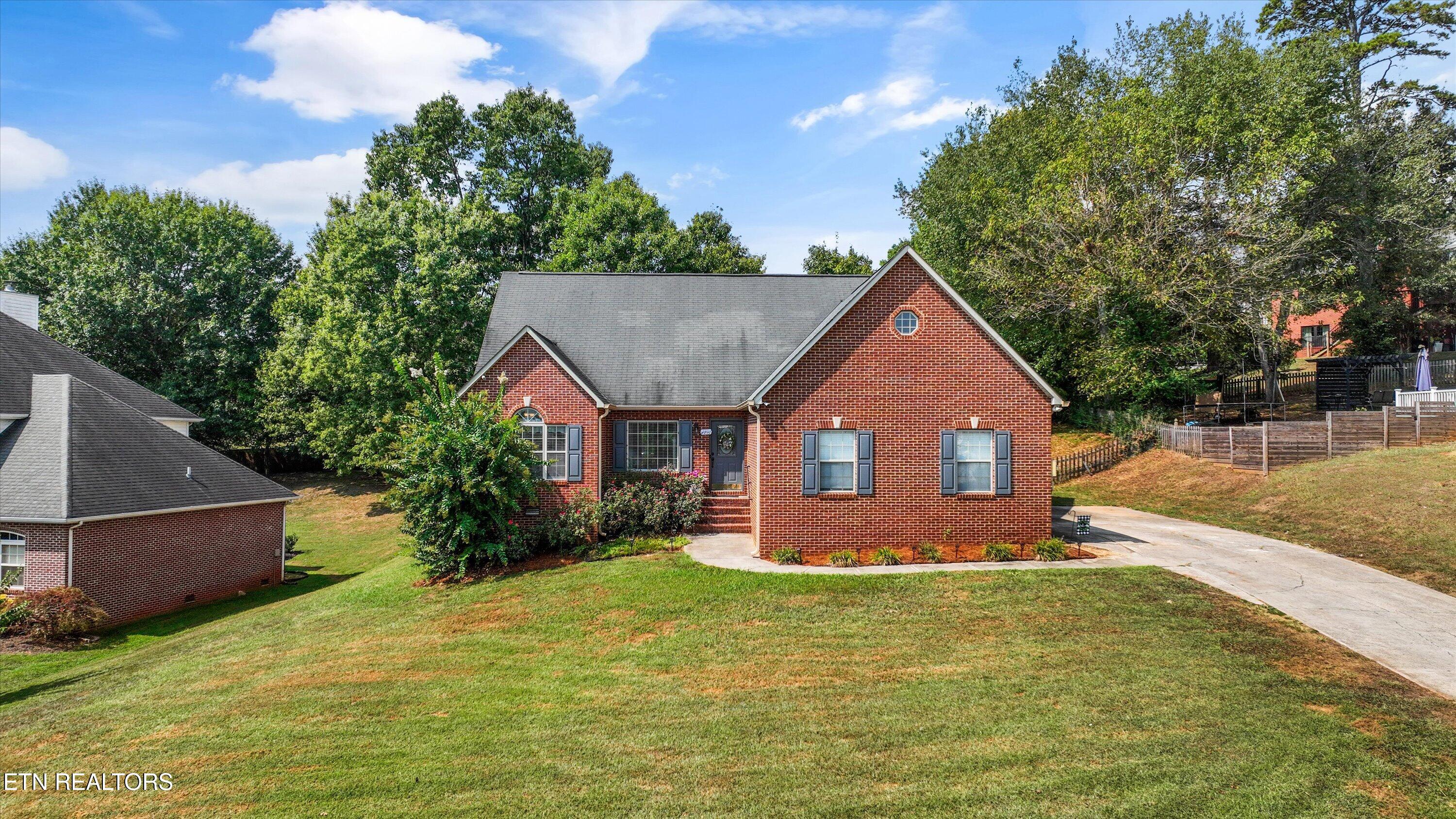 4931 Shannon Run Drive Knoxville TN 37918