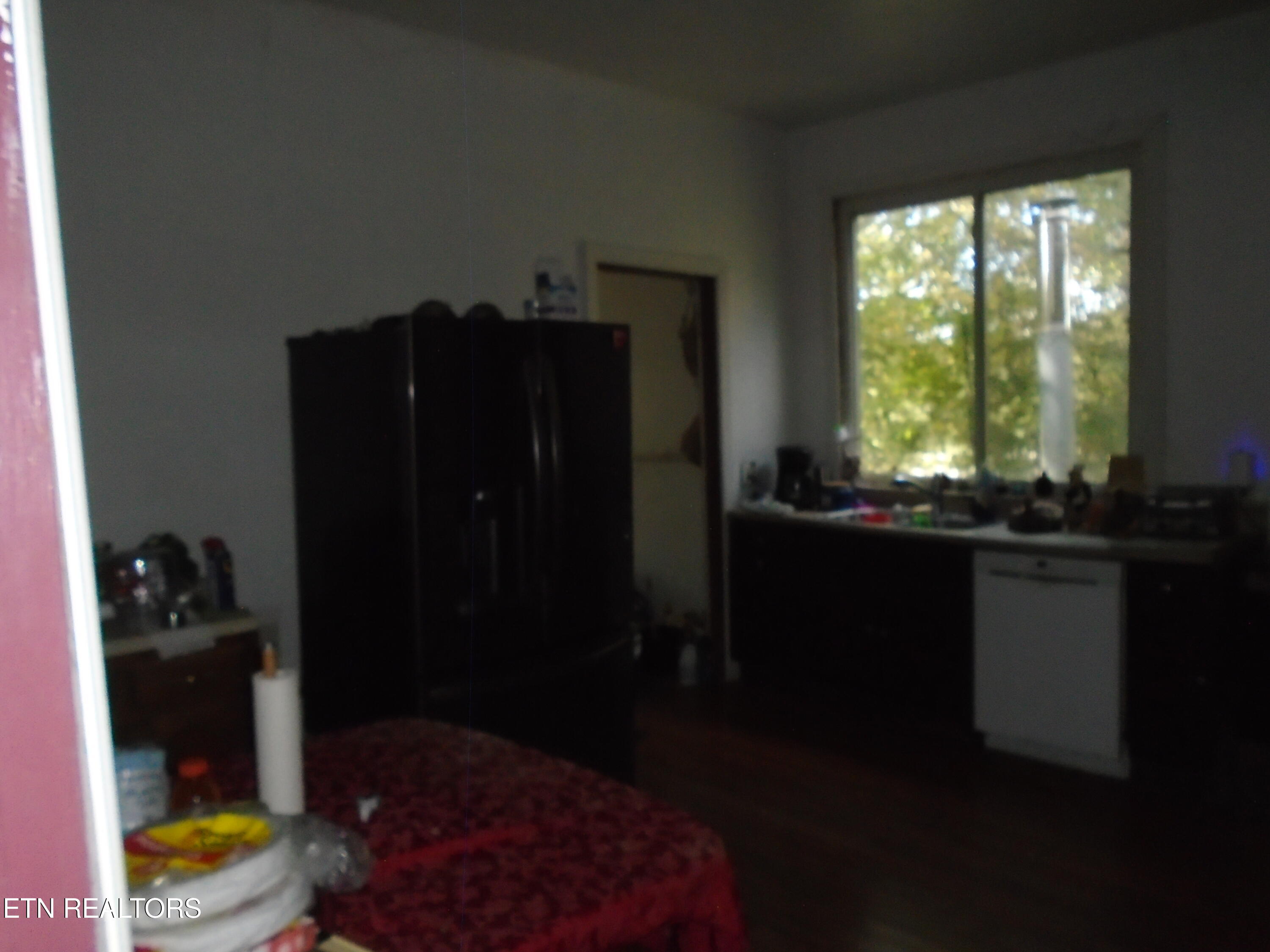 212 Dunlap Hollow Road Friendsville TN 37737
