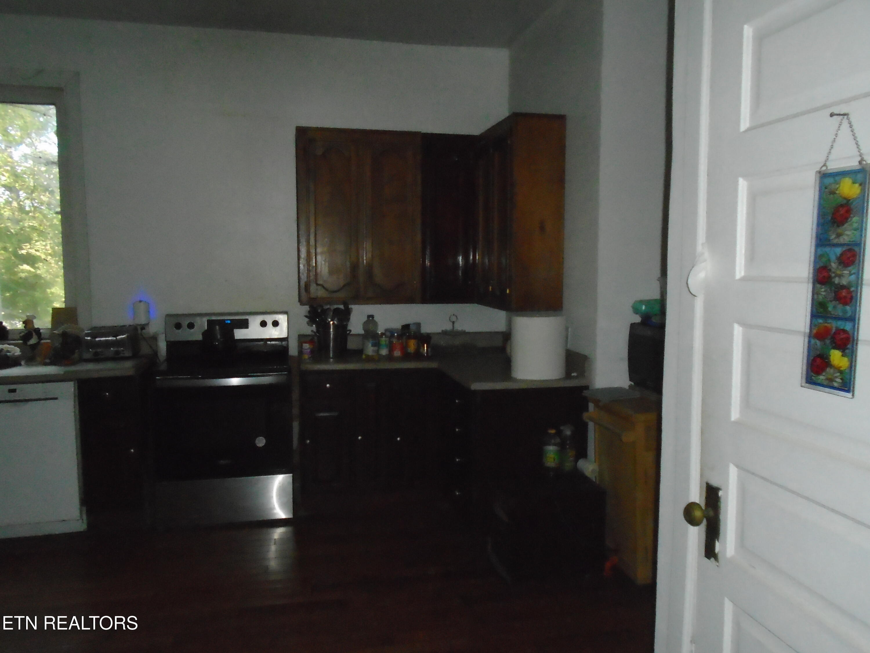 212 Dunlap Hollow Road Friendsville TN 37737