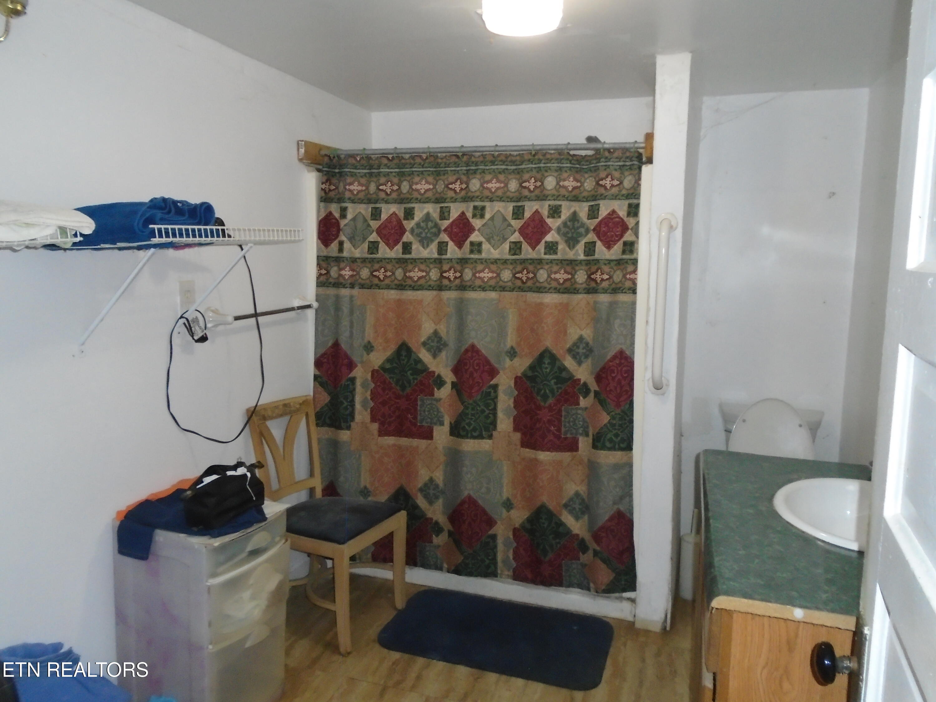 212 Dunlap Hollow Road Friendsville TN 37737
