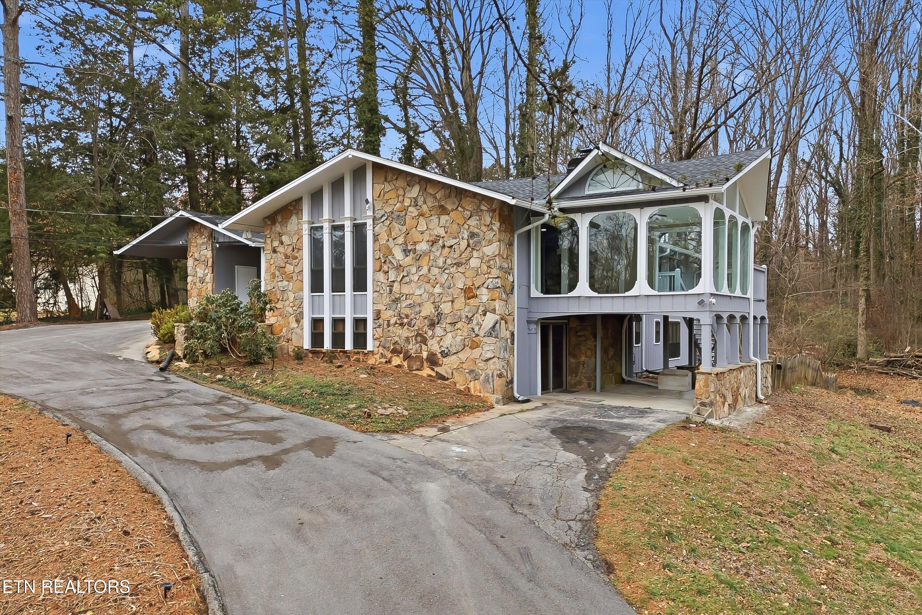 8129 Ainsworth Drive Knoxville TN 37909