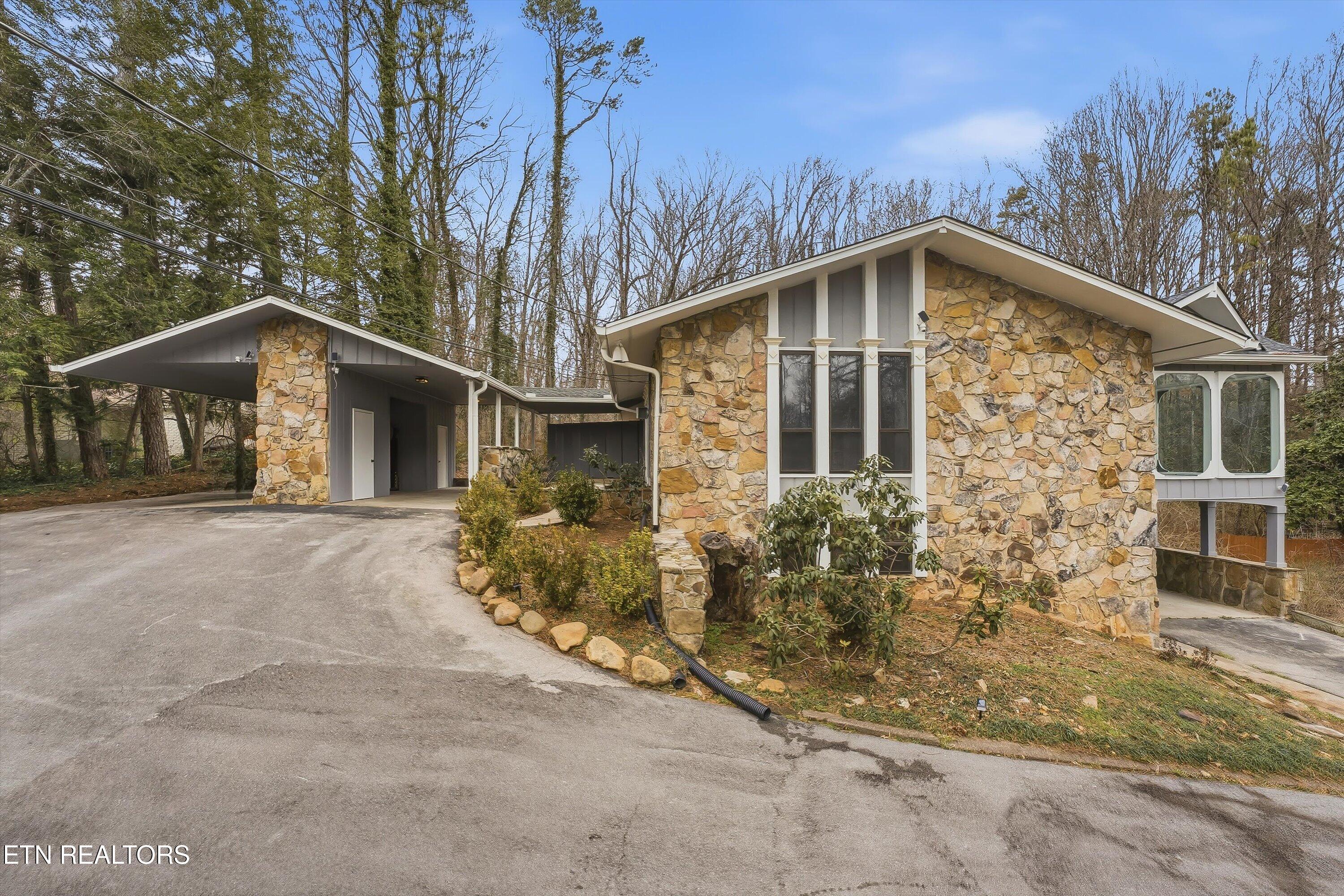 8129 Ainsworth Drive Knoxville TN 37909