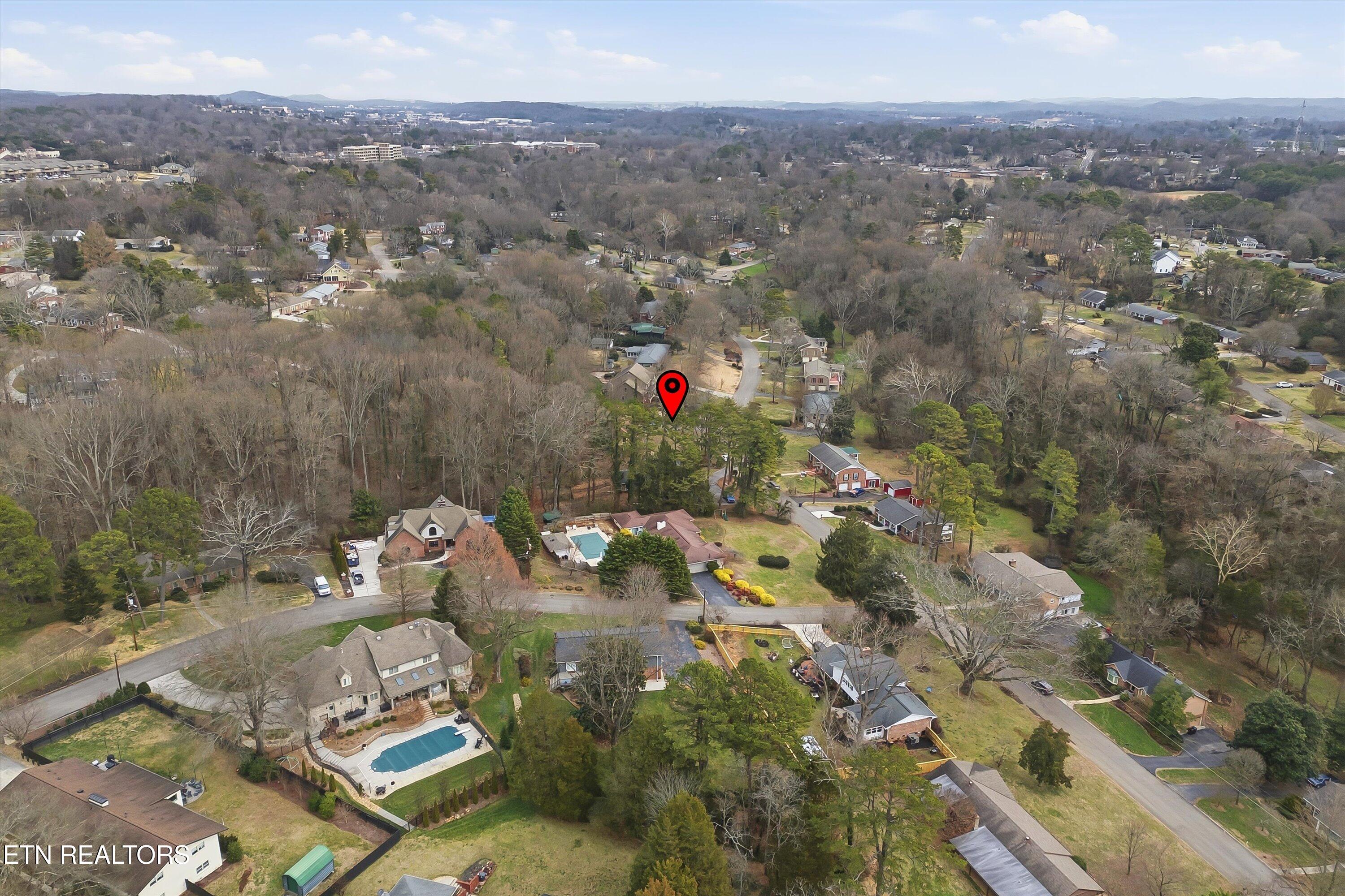 8129 Ainsworth Drive Knoxville TN 37909