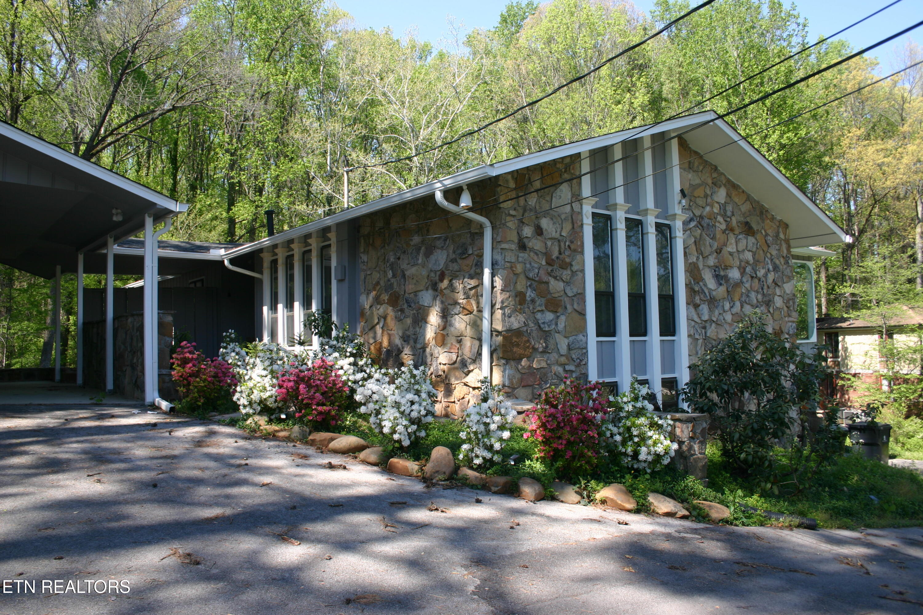 8129 Ainsworth Drive Knoxville TN 37909