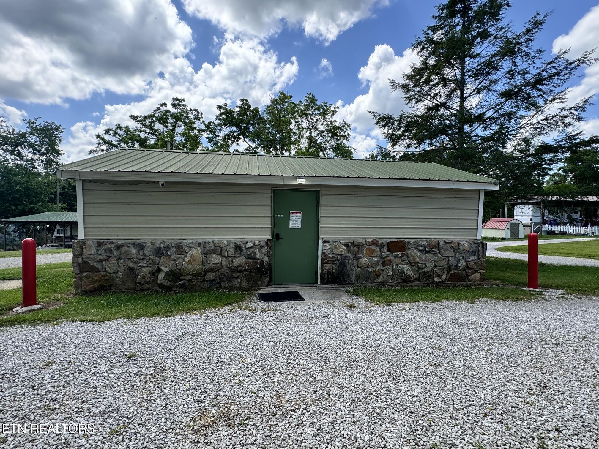 111 Stone Street Crossville TN 38572