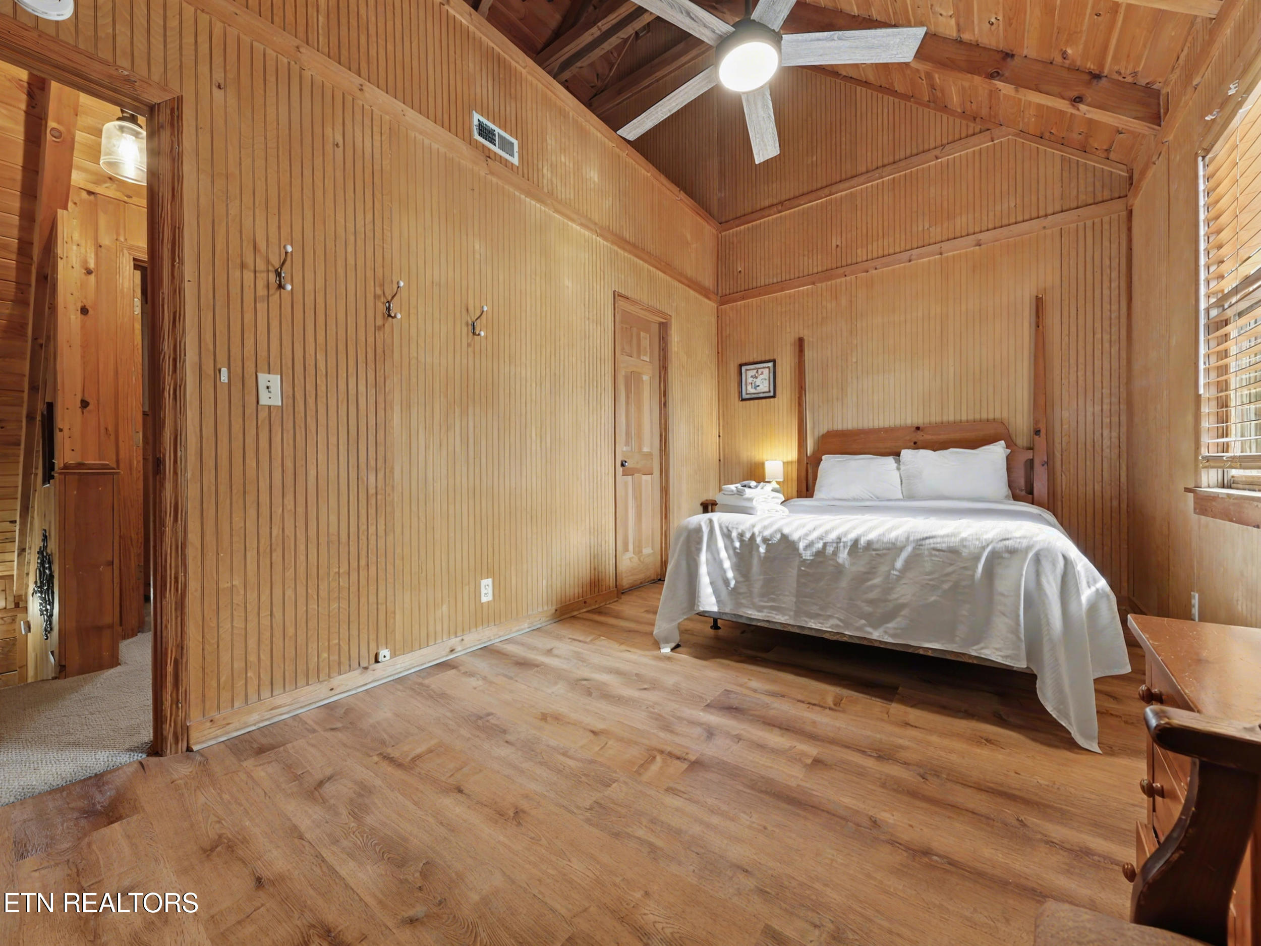 1141 Ski View Lane Sevierville TN 37876
