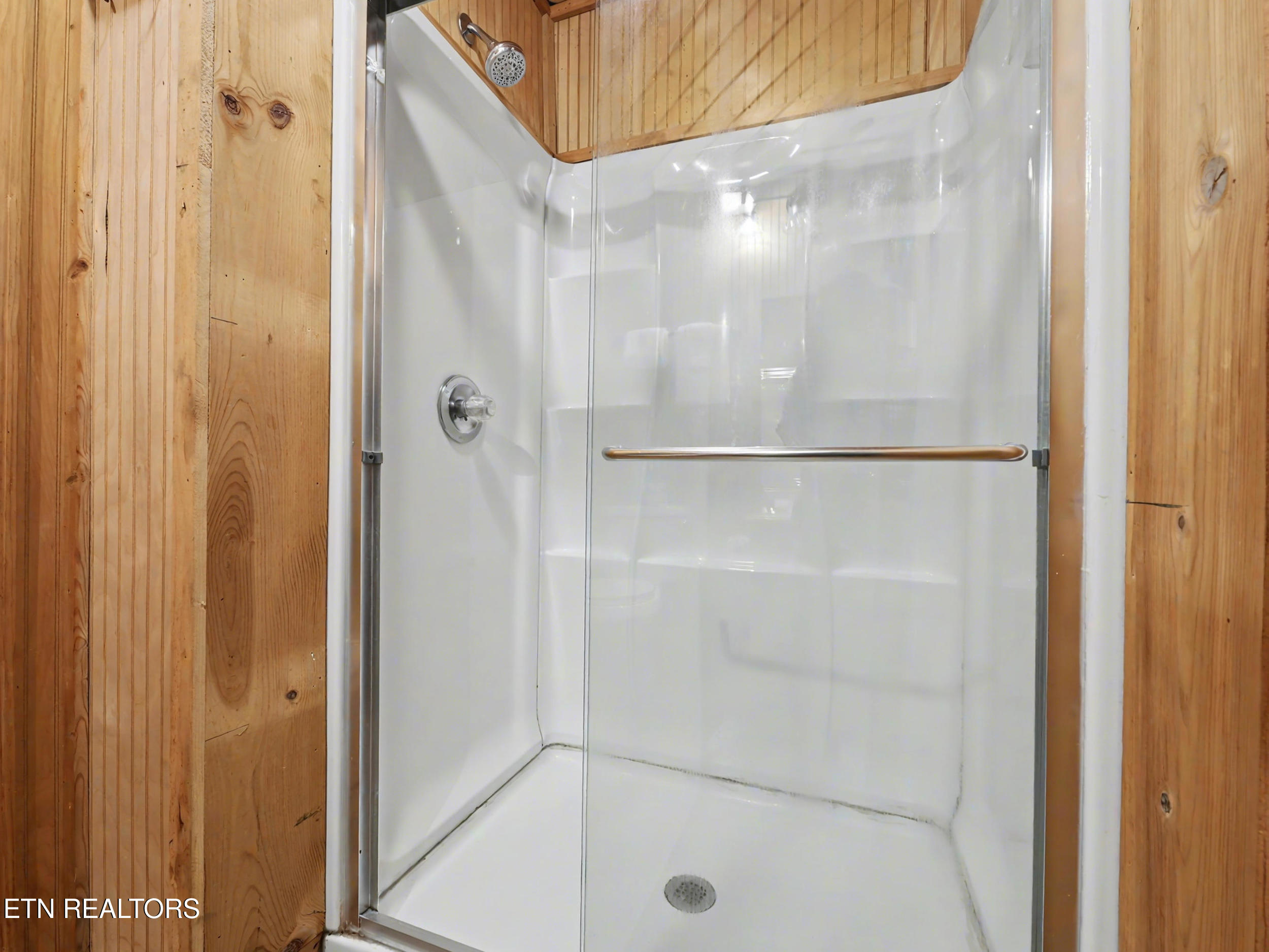 1141 Ski View Lane Sevierville TN 37876