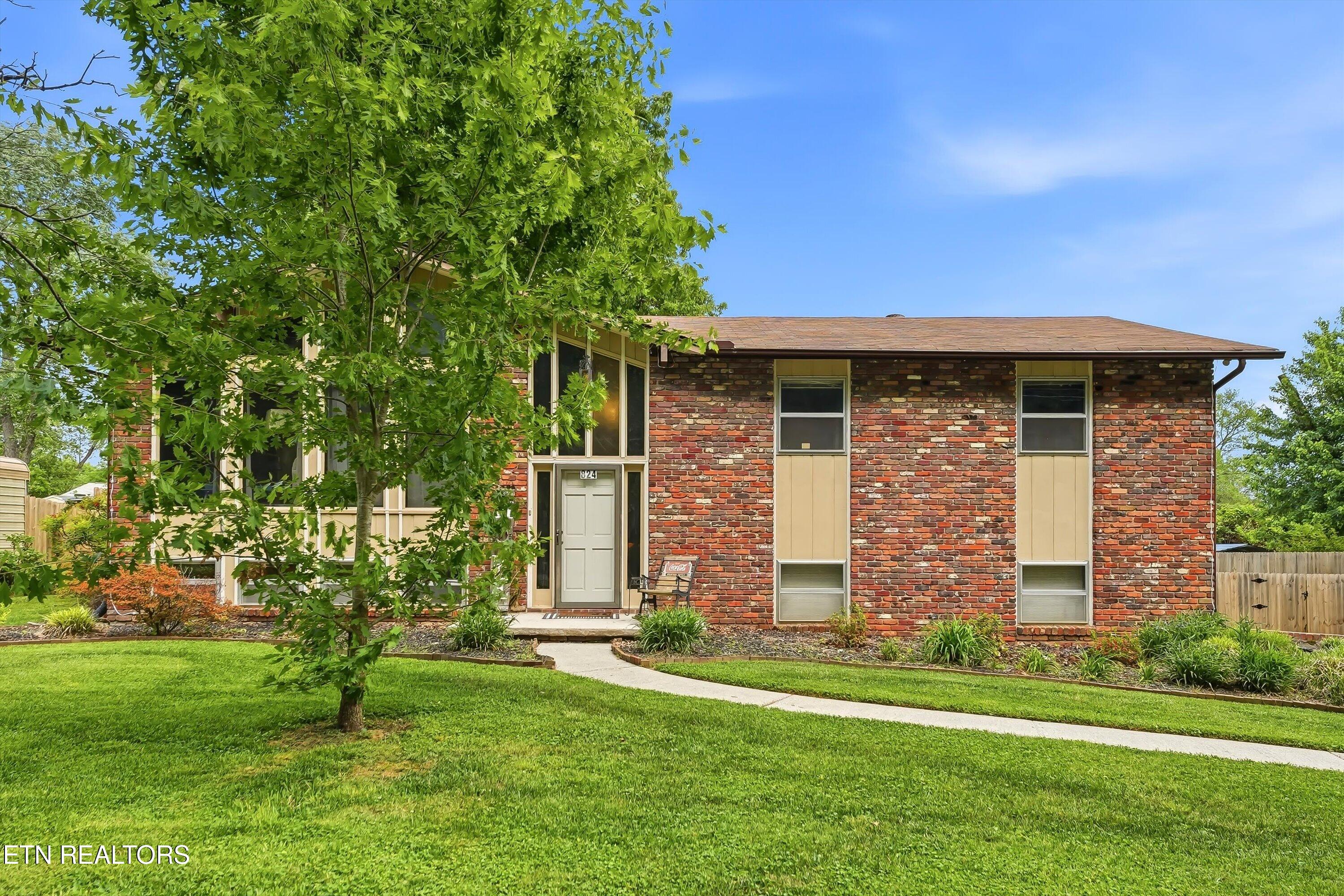 824 Sanders Road Knoxville TN 37923