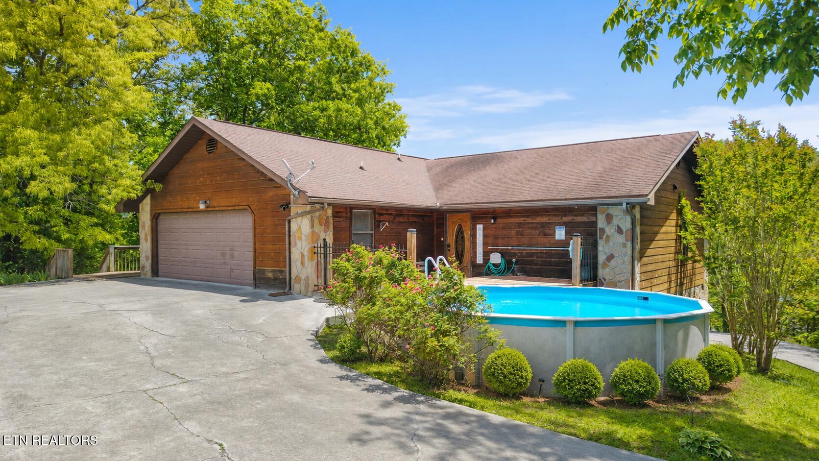 646 Parton Hollow Road Sevierville TN 37876