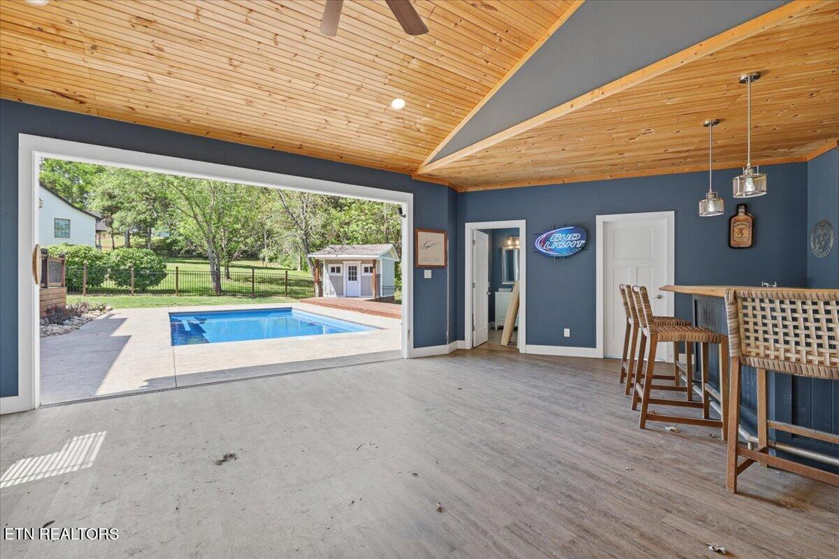 124 Alpine Drive Clinton TN 37716