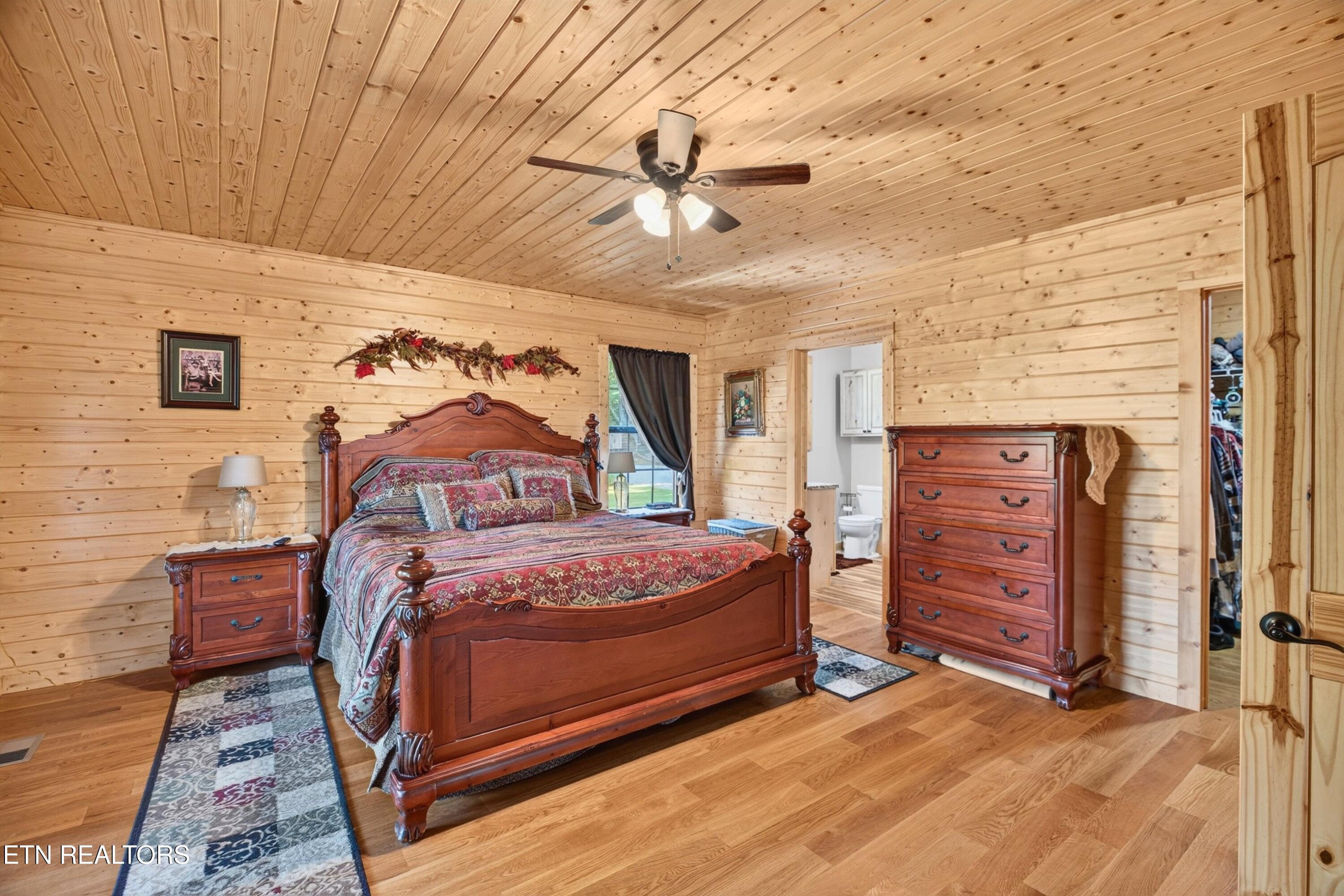 7020 Caney Valley Road Tazewell TN 37879