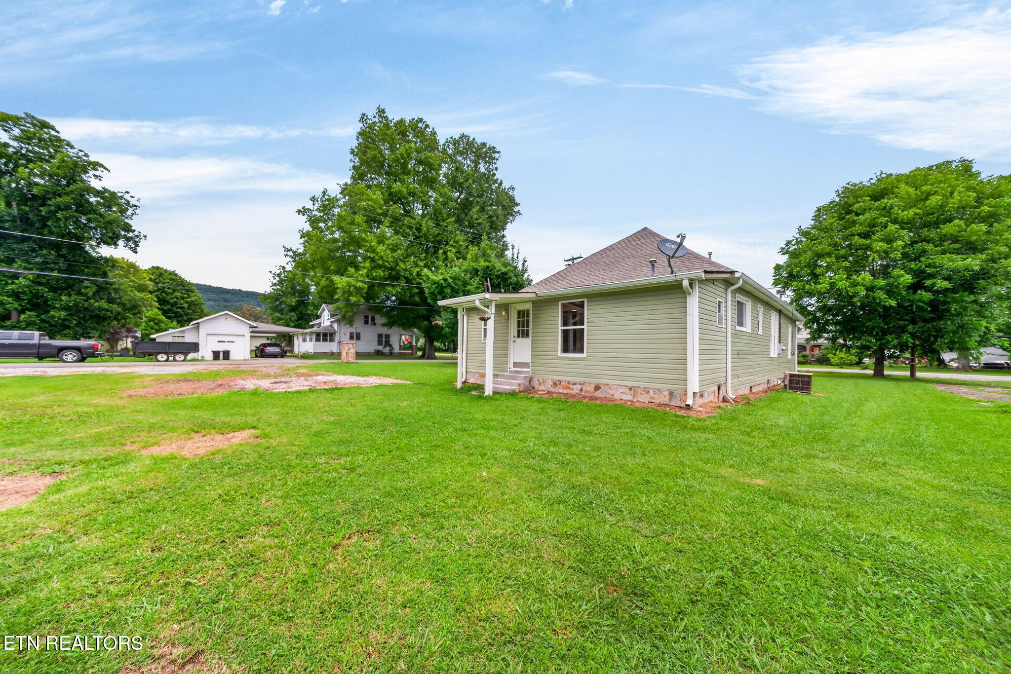 491 Piccadilly Avenue Spring City TN 37381