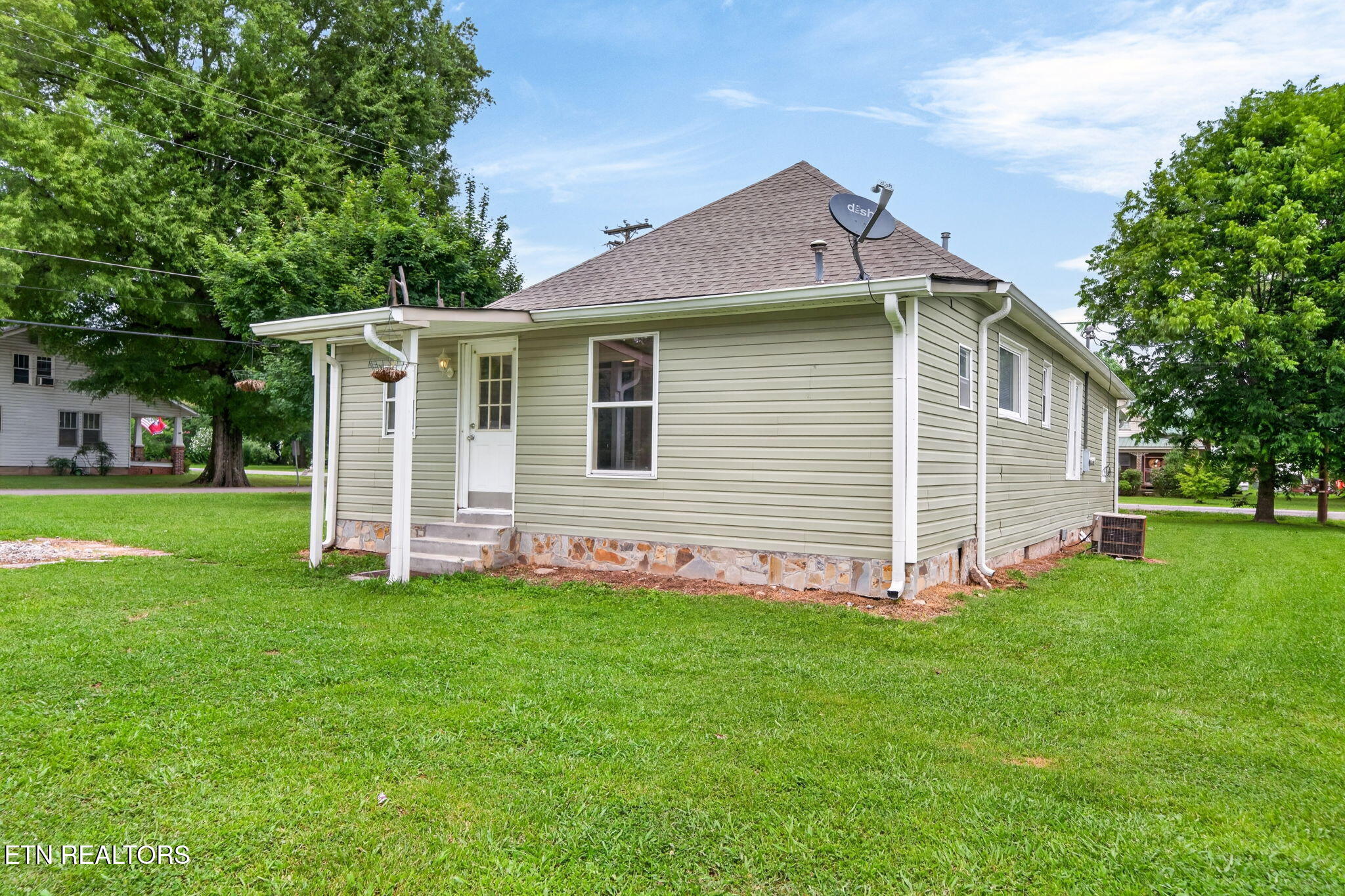 491 Piccadilly Avenue Spring City TN 37381