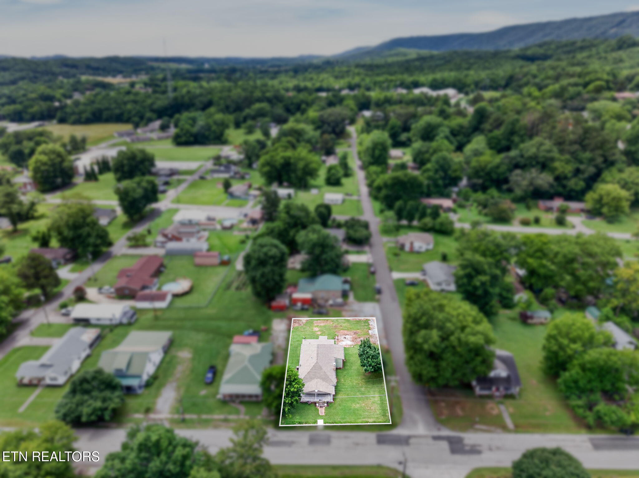 491 Piccadilly Avenue Spring City TN 37381
