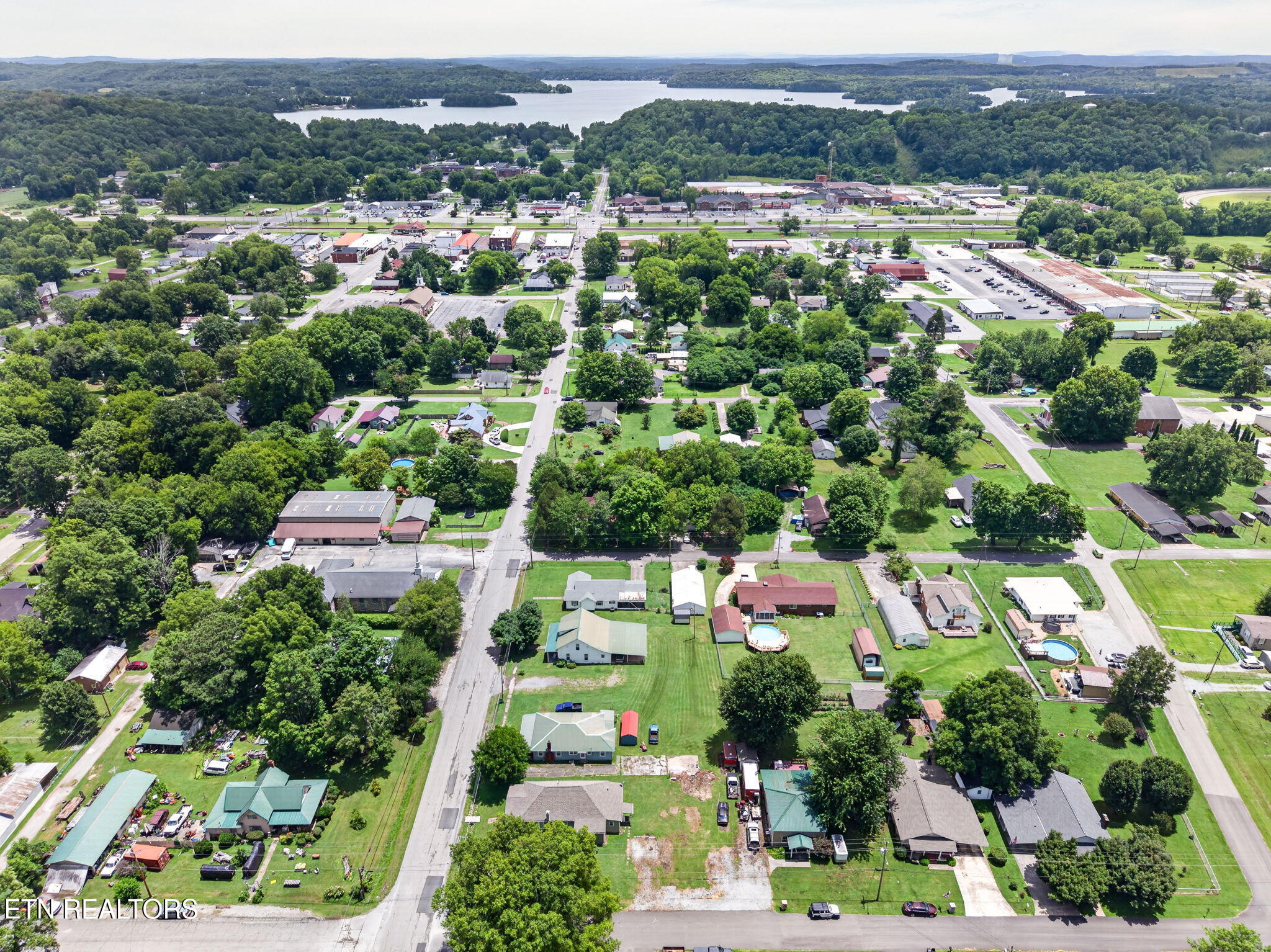 491 Piccadilly Avenue Spring City TN 37381