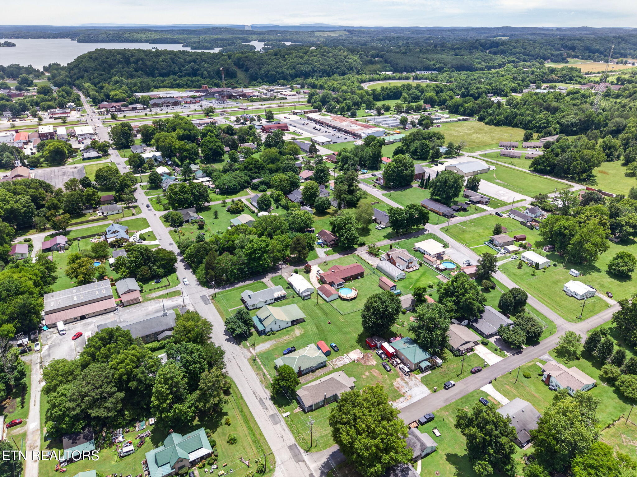 491 Piccadilly Avenue Spring City TN 37381