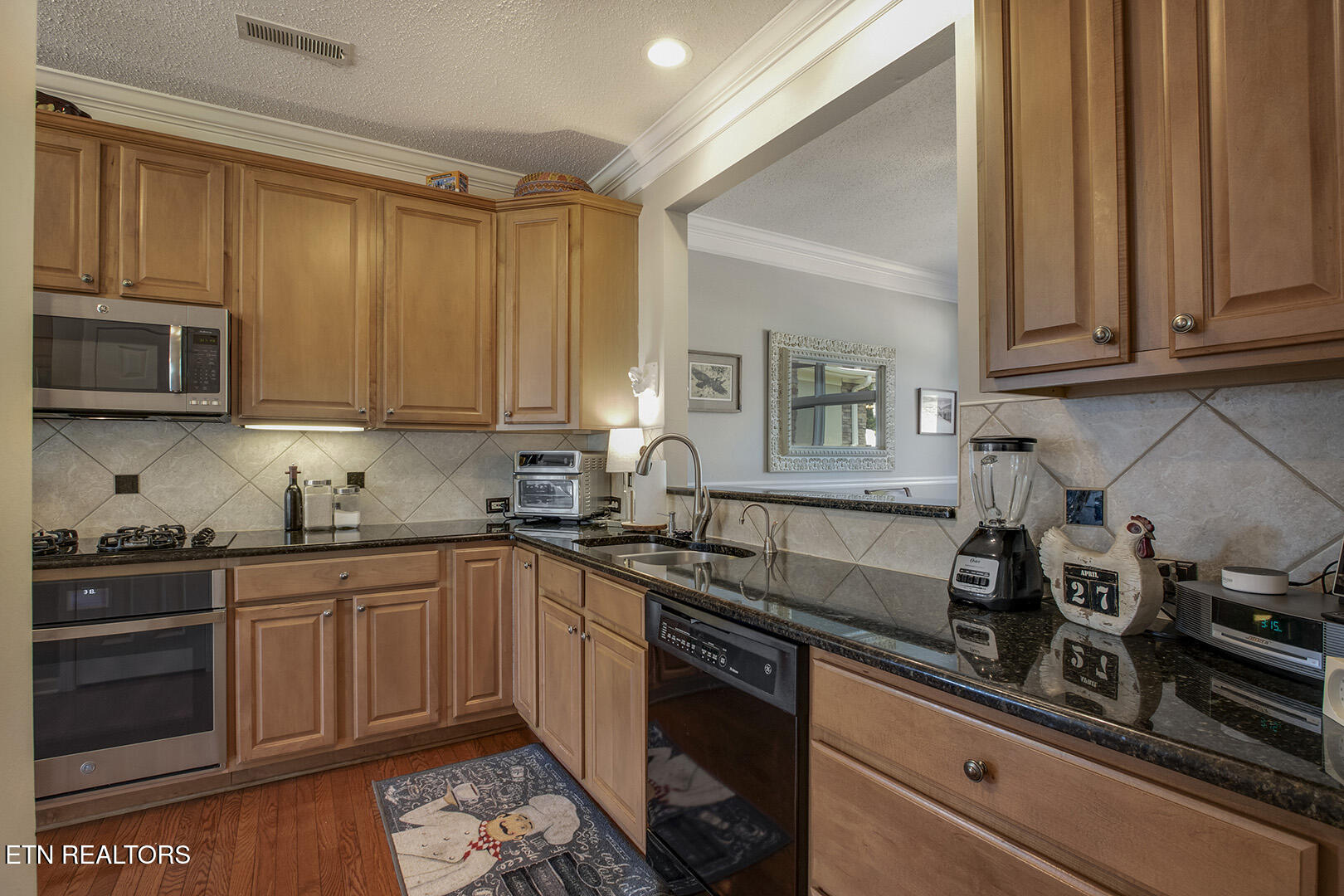 192 Tanasi Lagoon Drive Loudon TN 37774
