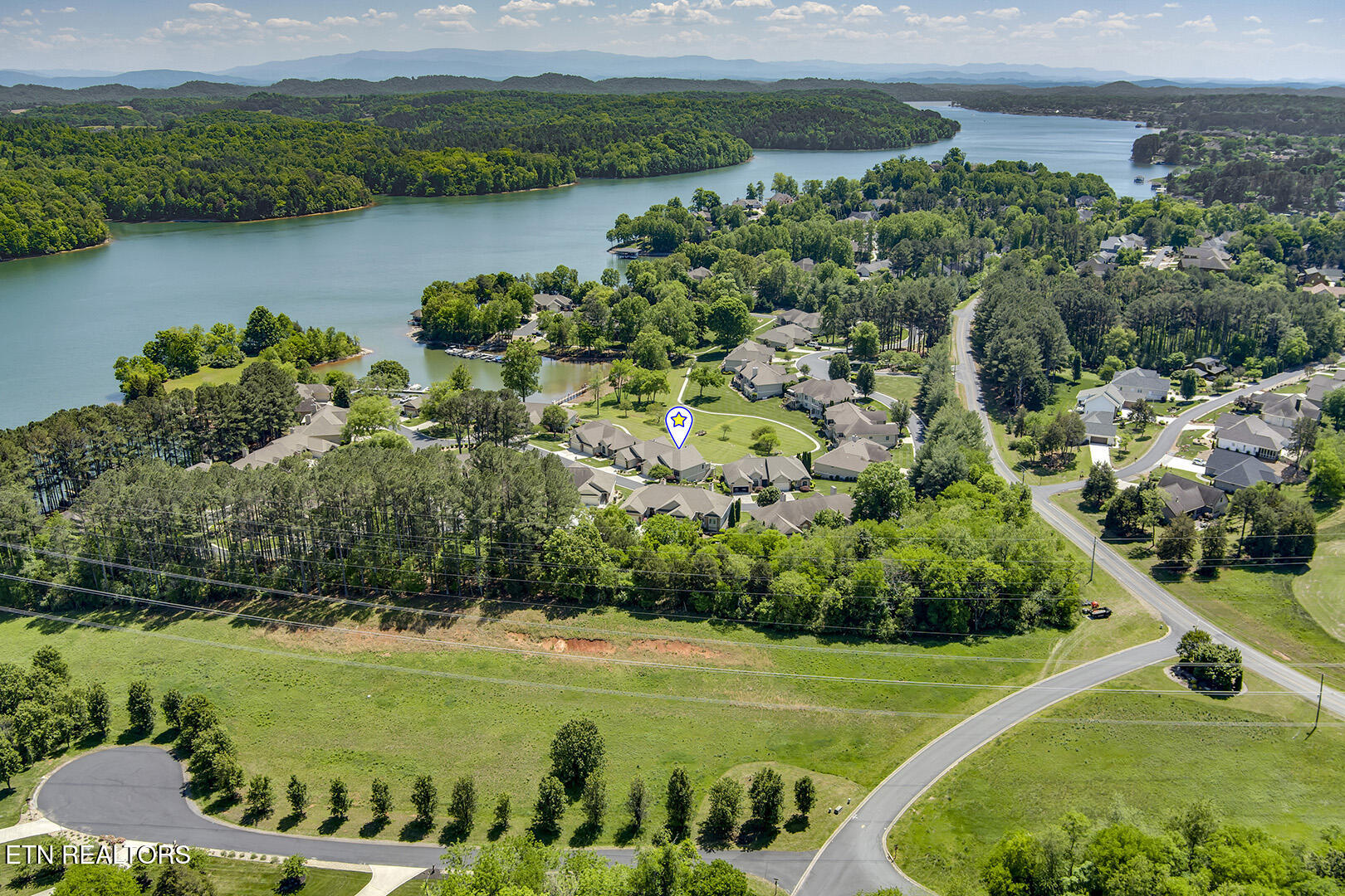 192 Tanasi Lagoon Drive Loudon TN 37774