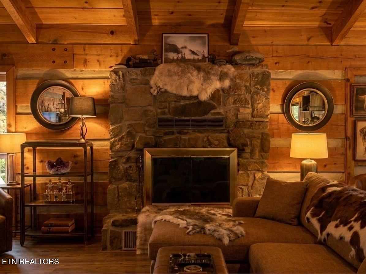 2169 Ranch Road Dandridge TN 37725