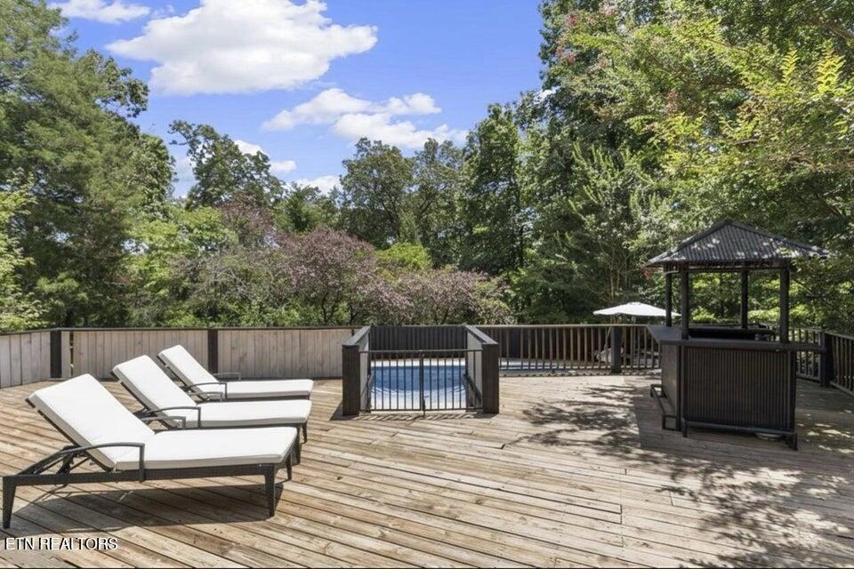 2169 Ranch Road Dandridge TN 37725